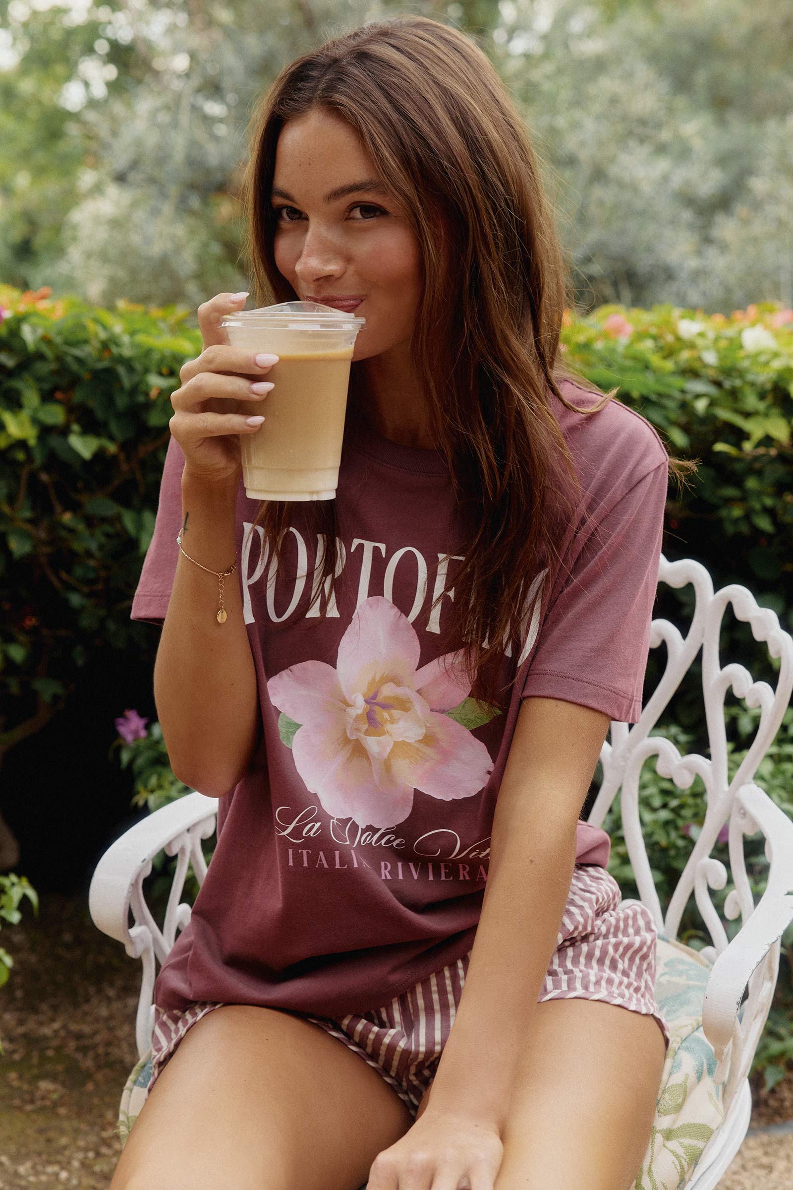 Graphic T-Shirt – Ardene