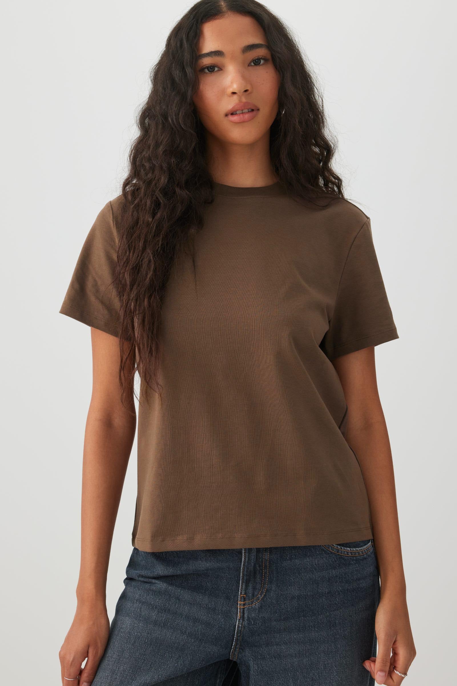 BASICORE™ Relaxed T-Shirt