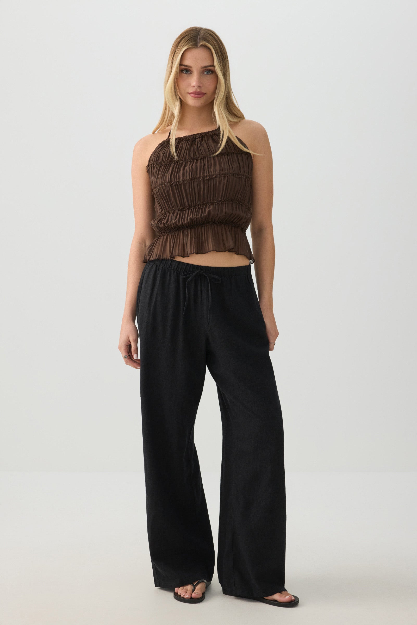 Linen Blend Mid Rise Pants – Ardene
