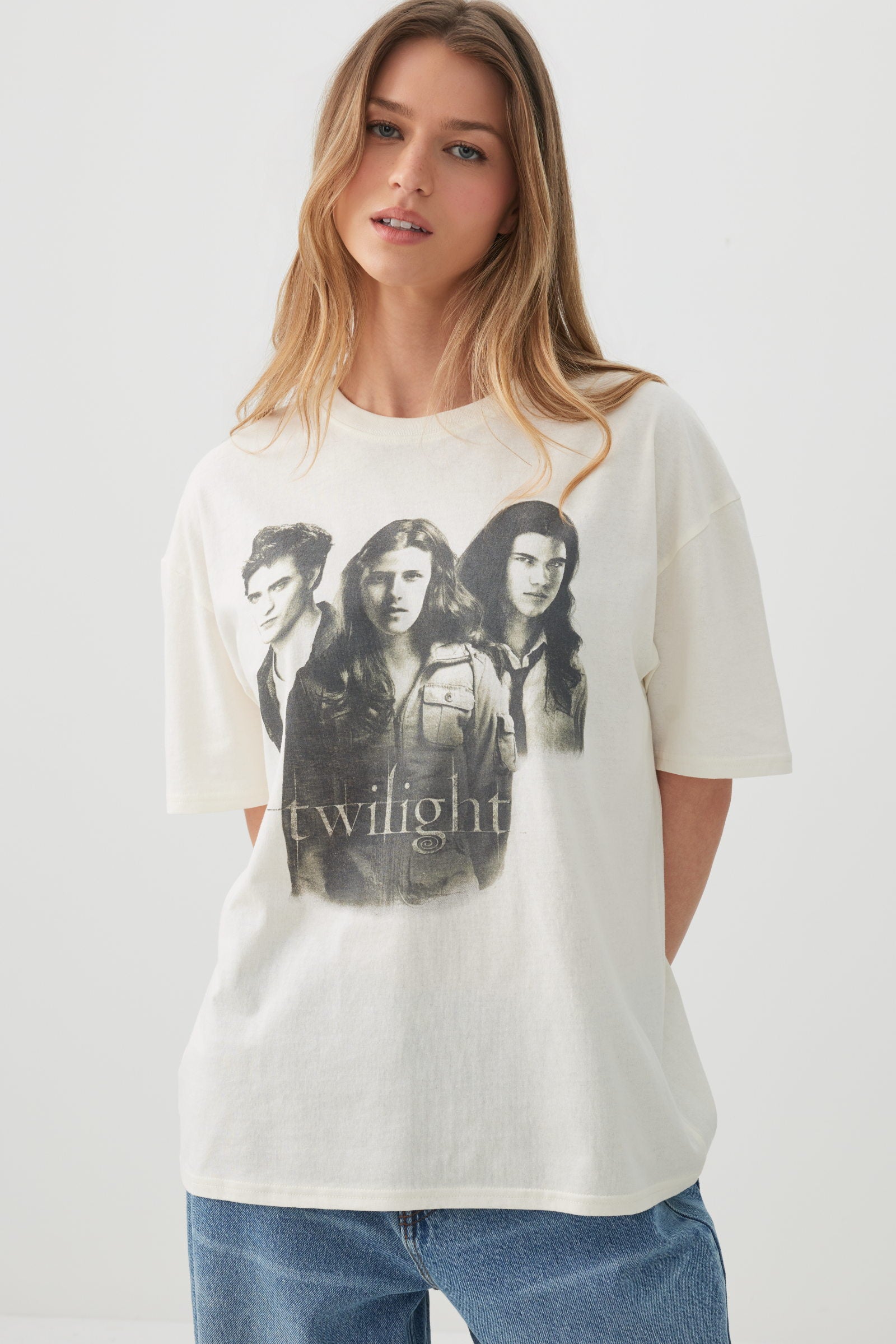 Oversized Twilight Saga T-Shirt – Ardene