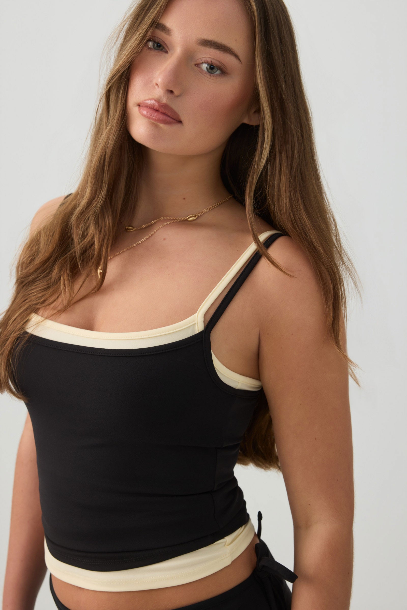 Soft Fitted Square Neck Tank Top – Ardene