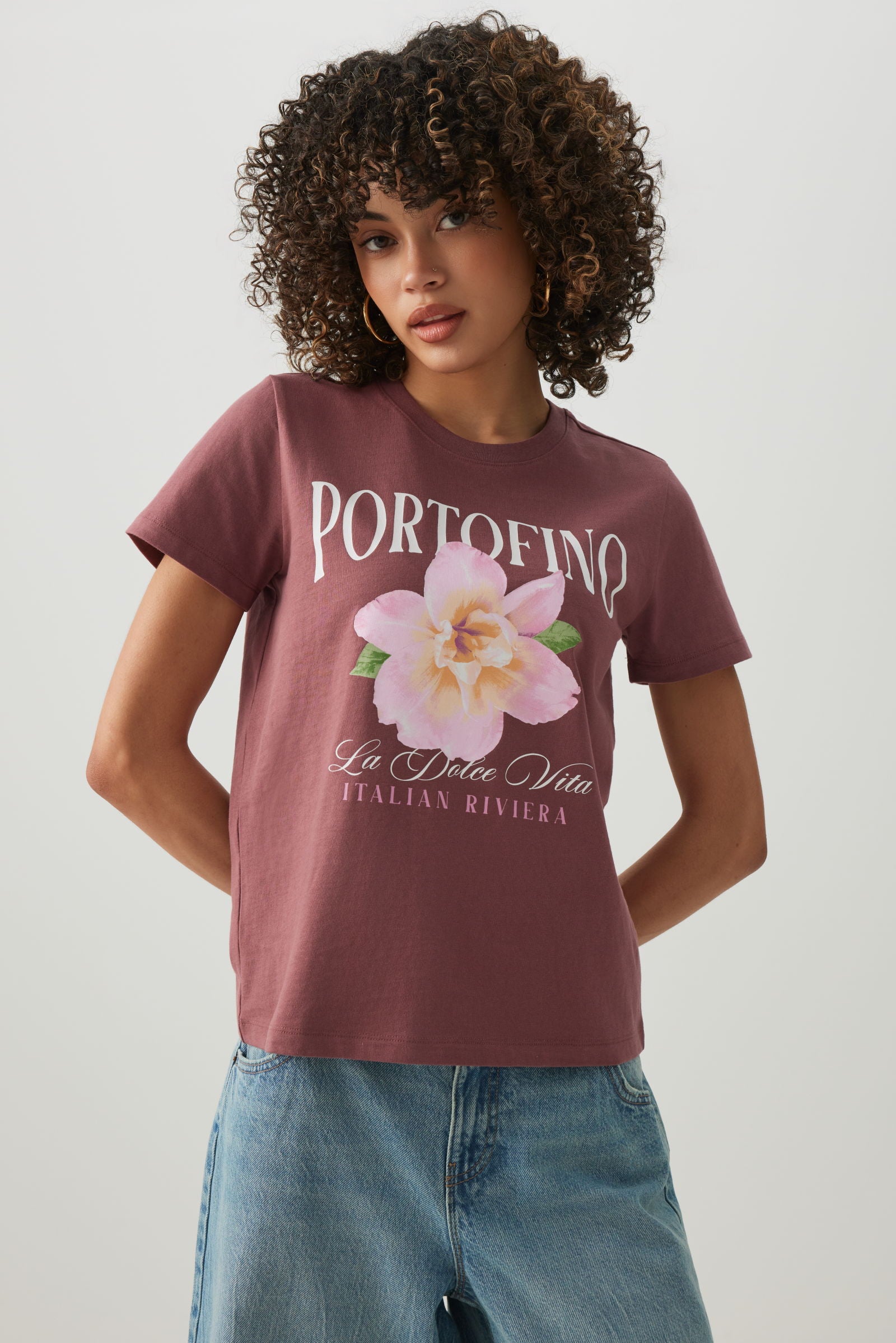 Graphic T-Shirt – Ardene