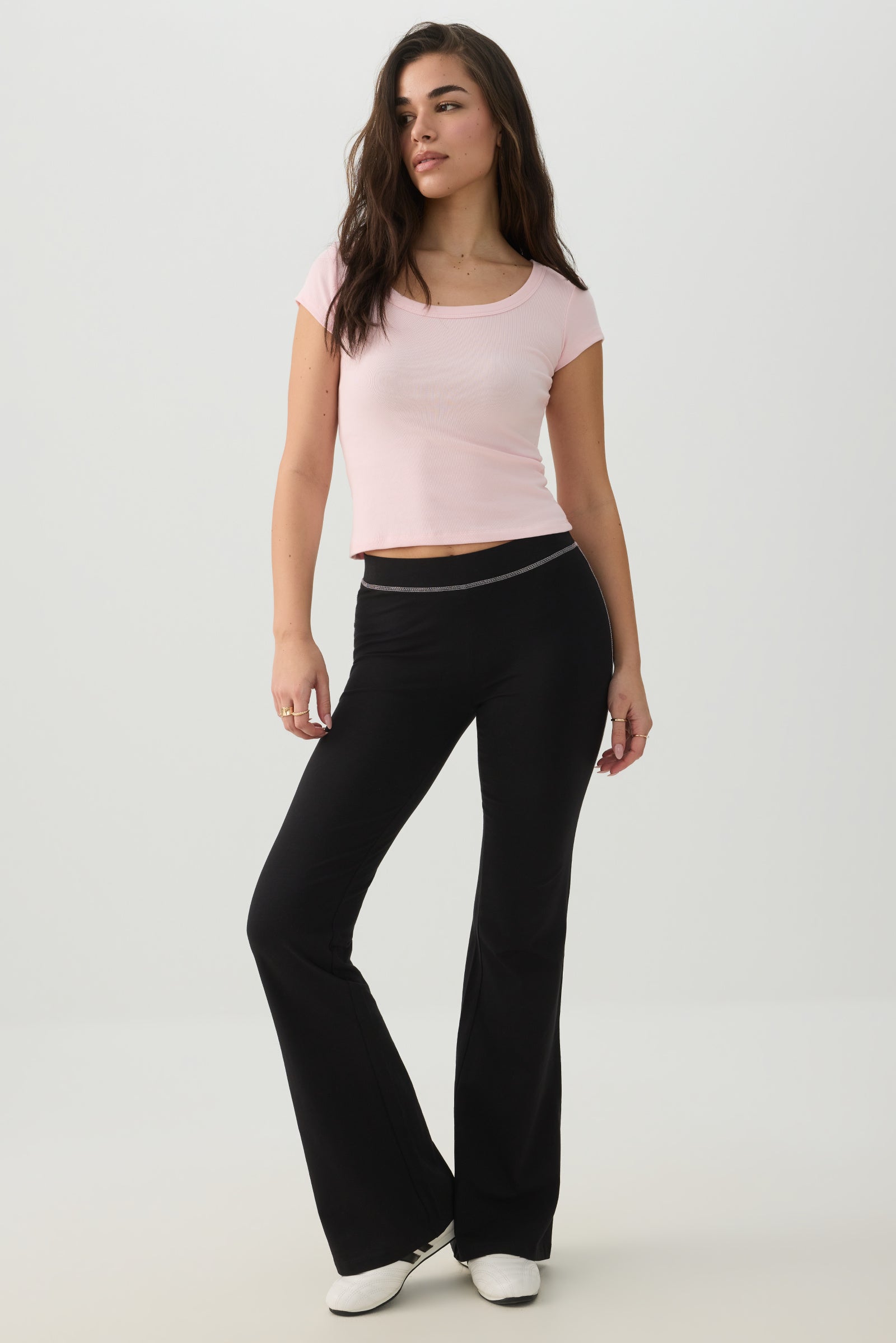 Mid Rise Flare Leggings – Ardene