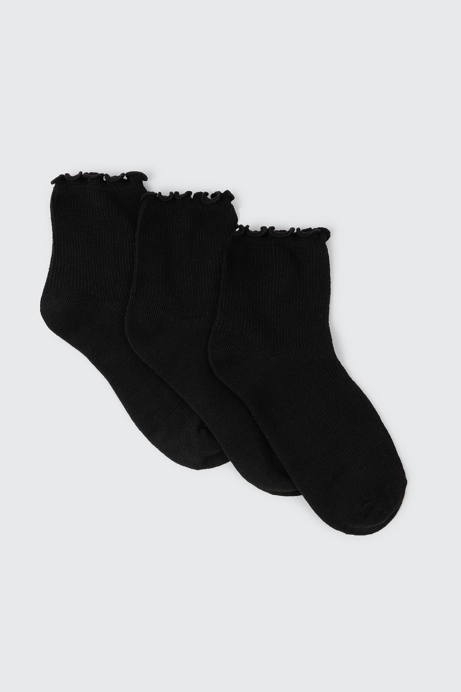 3-Pack Ruffled Edge Ankle Socks