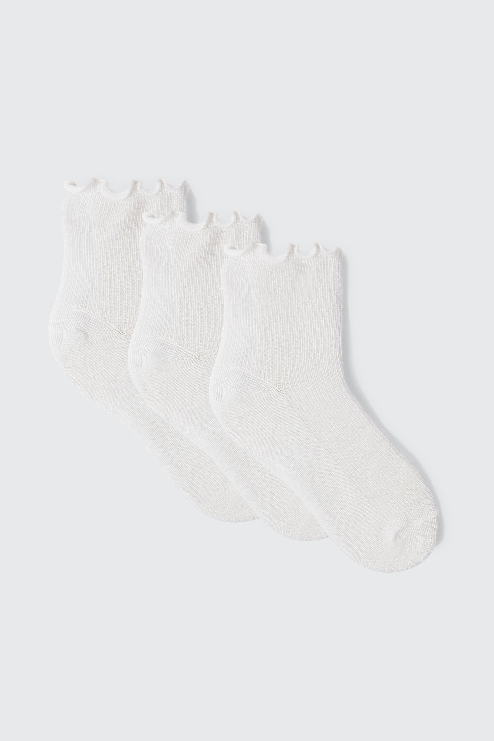 3-Pack Ruffled Edge Ankle Socks