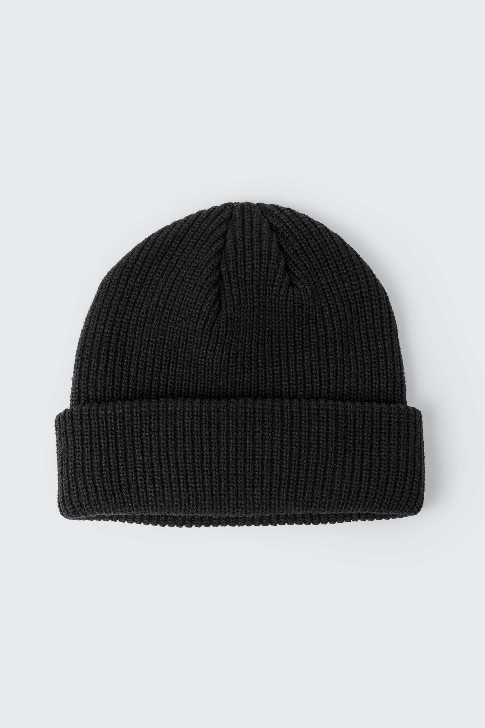 Ribbed Short Roll Beanie