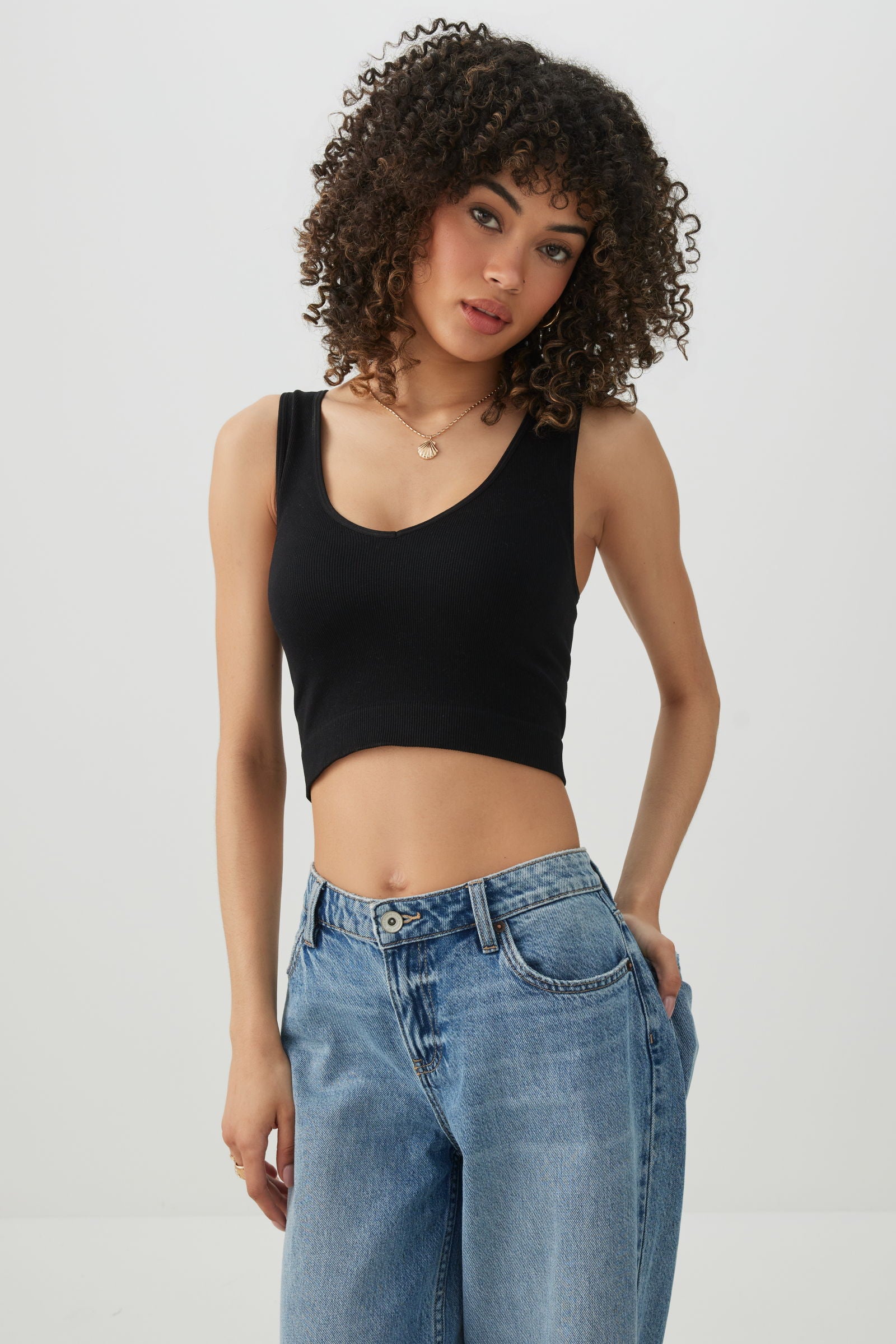 Cropped Rib Seamless Tank Top | Ardene
