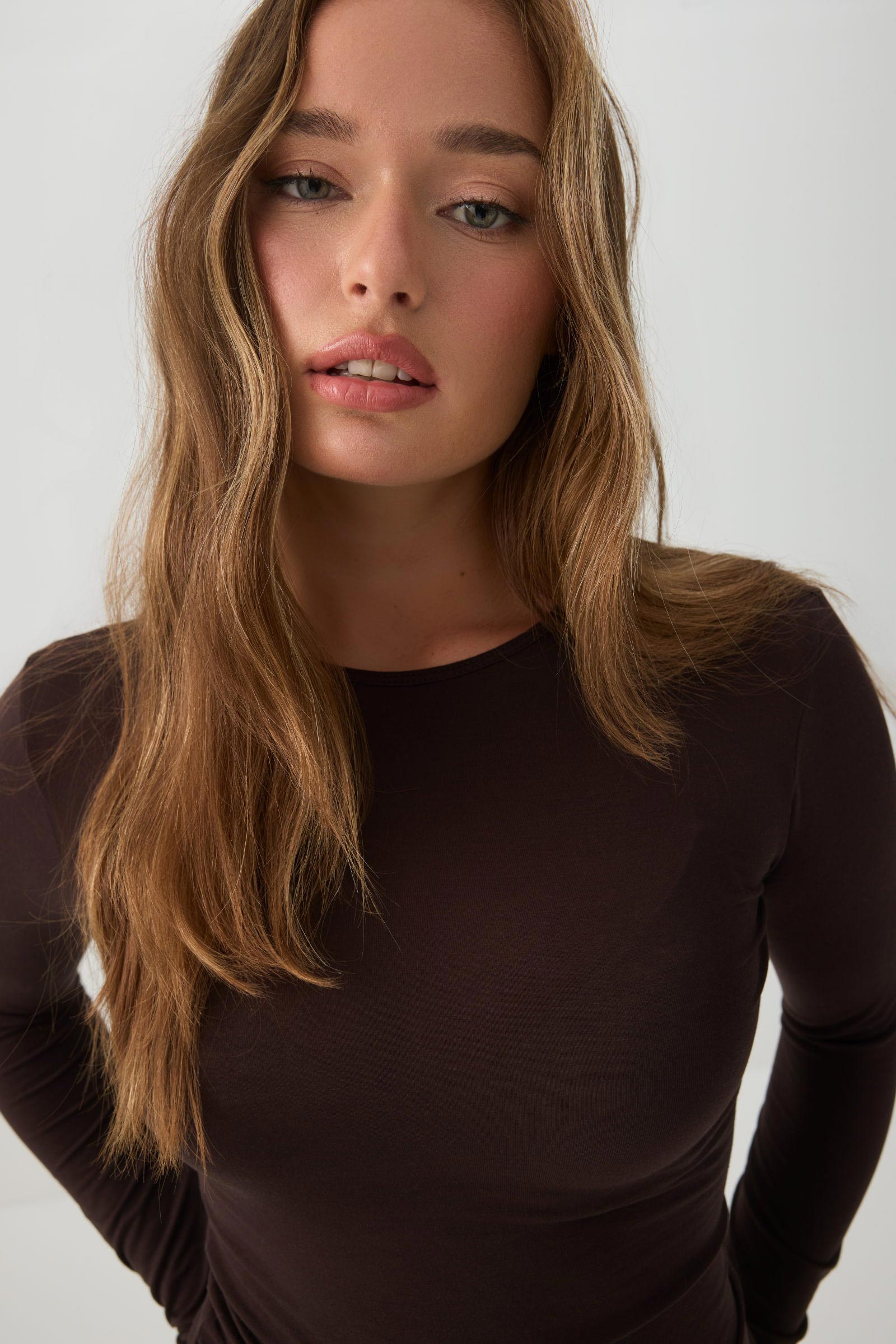 Long Sleeve Crew Neck Top