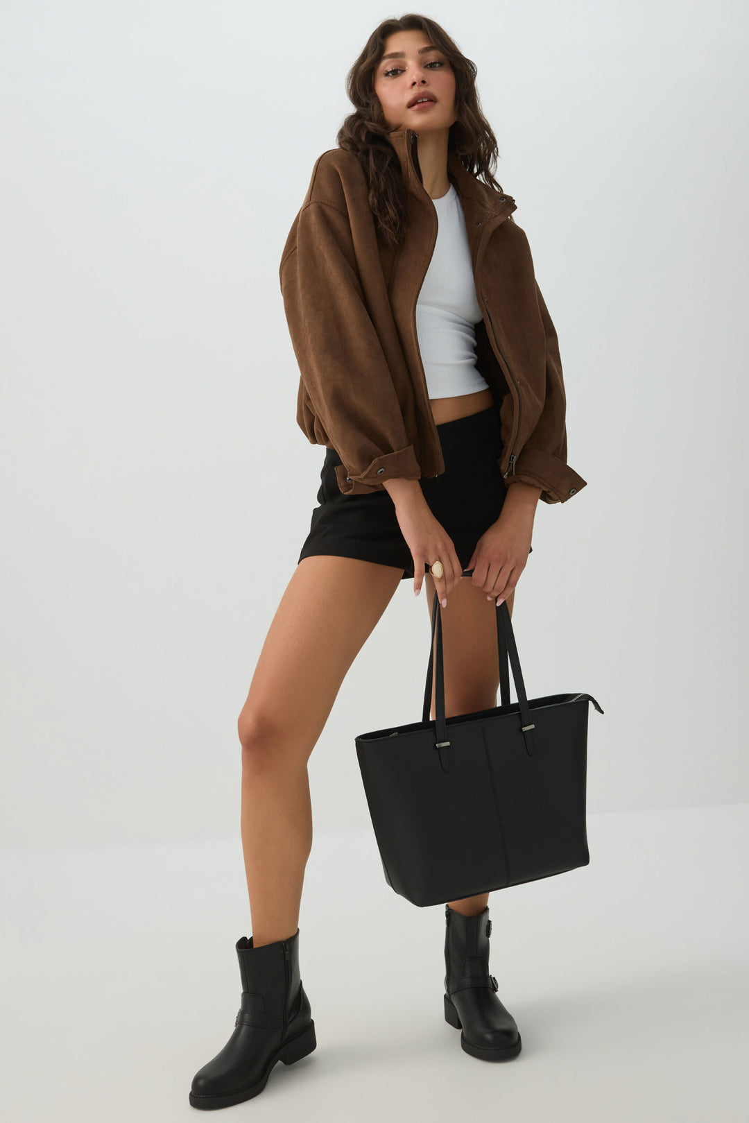 Fourre-tout en faux cuir texturé