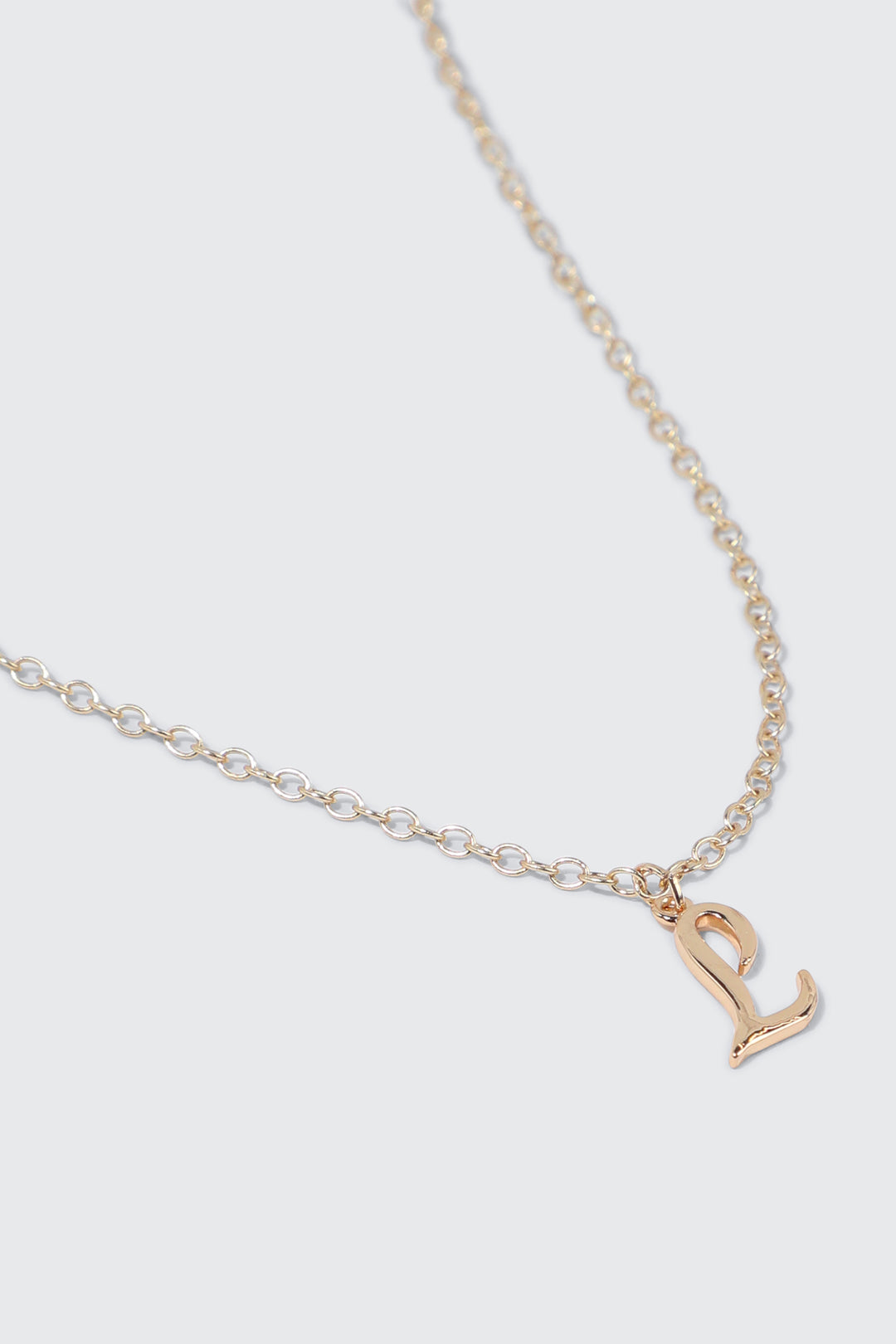 Collier initiale E