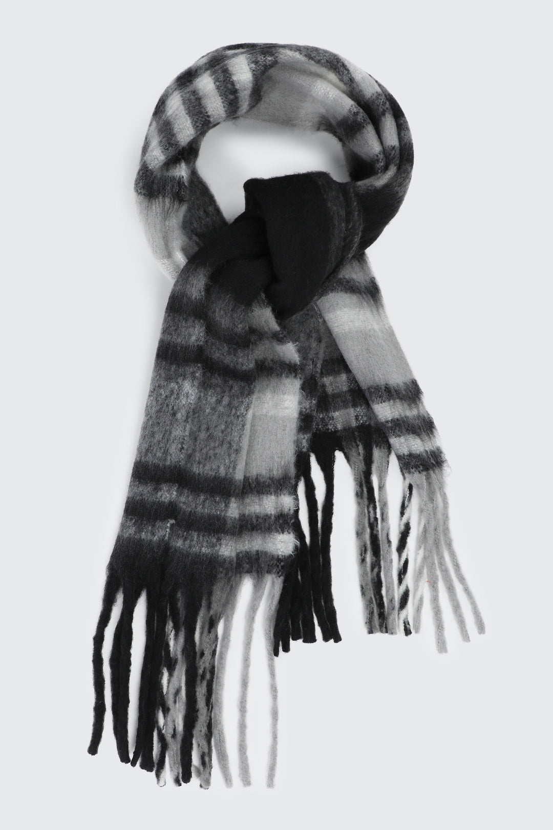 Foulard frangé à carreaux