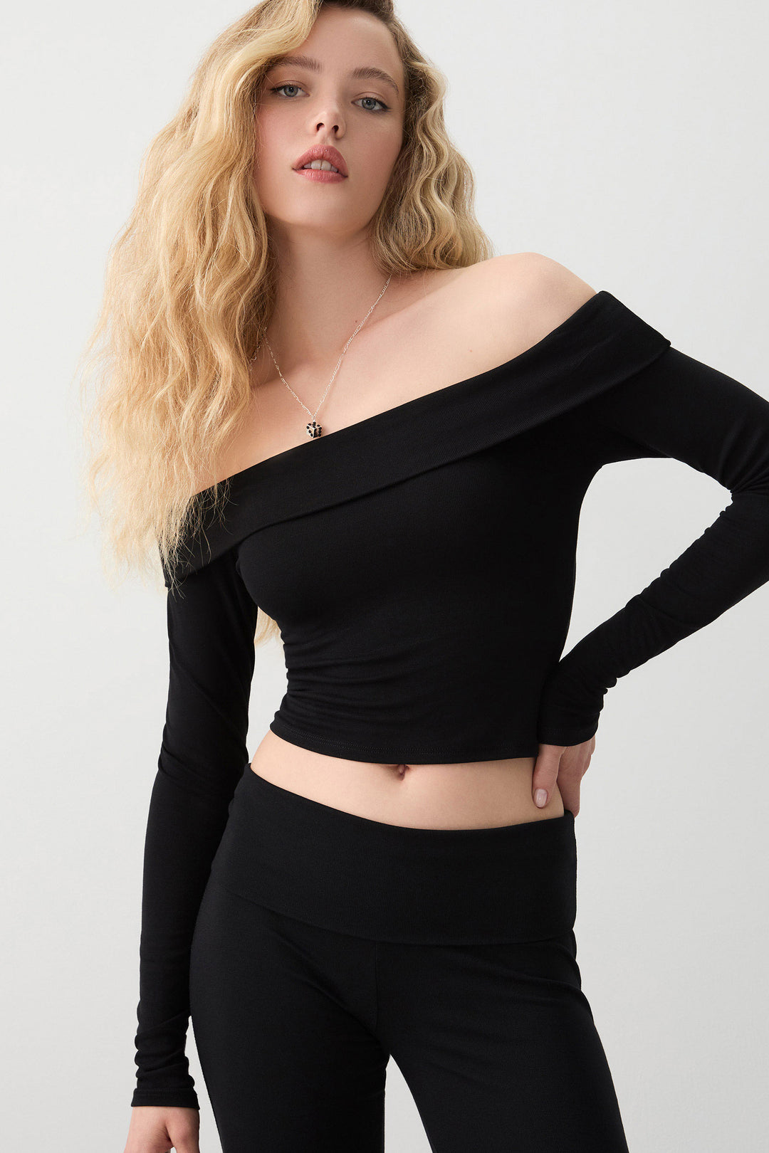 Crop Off Shoulder Long Sleeve Top