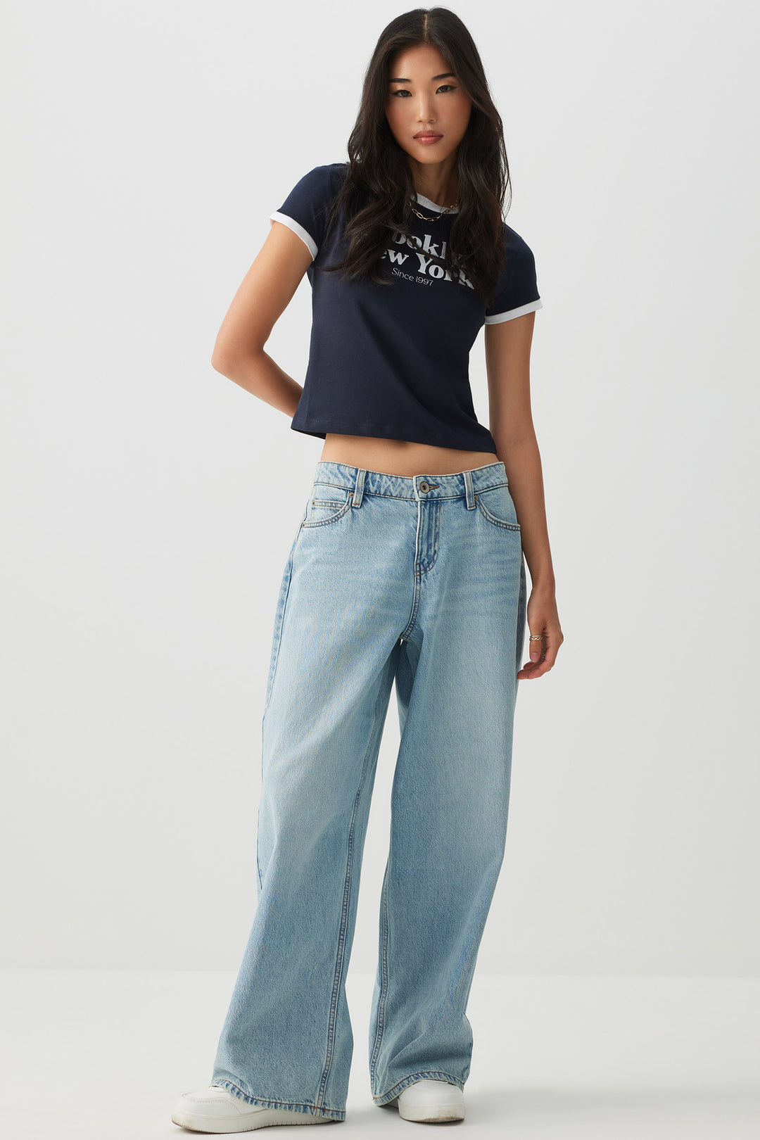 T-shirt destination à bordures contrastantes