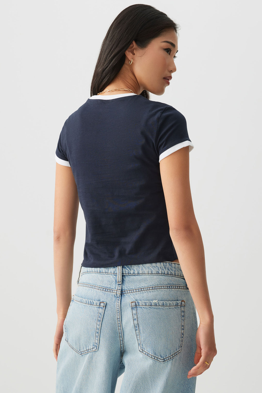 T-shirt destination à bordures contrastantes