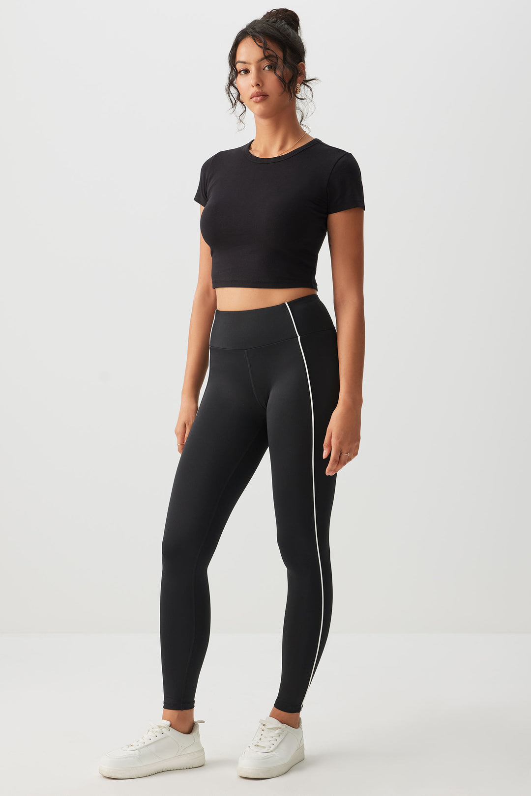 Contrast Piping Leggings