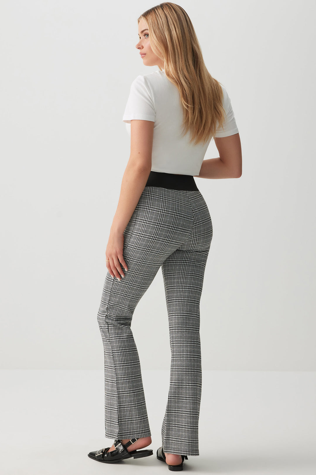 Flare Pintuck Leggings