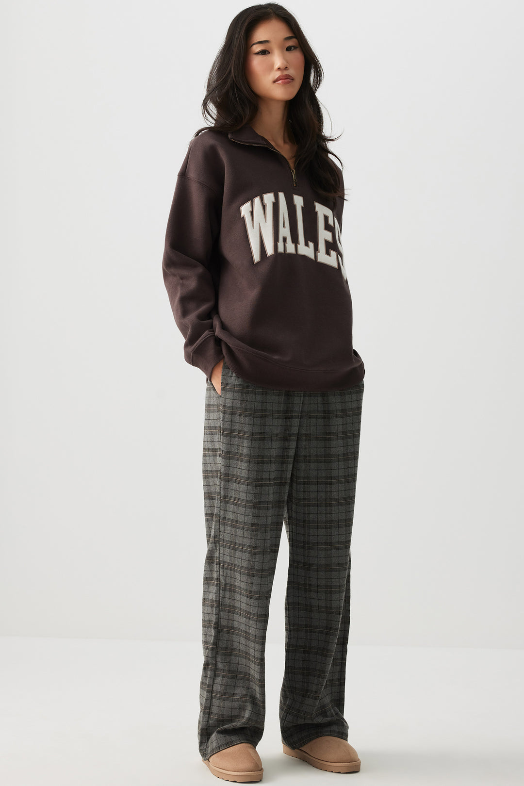 Pantalon à jambe large et taille mi-haute