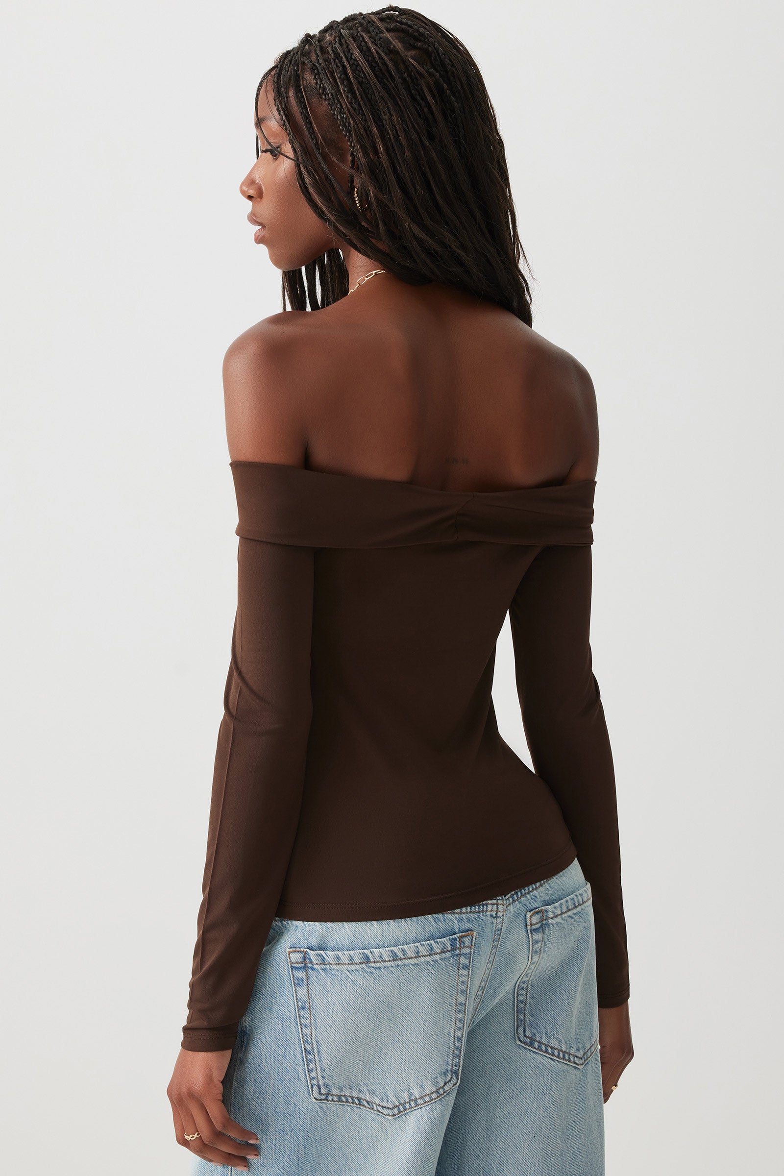 Twist Front Off Shoulder Top – Ardene