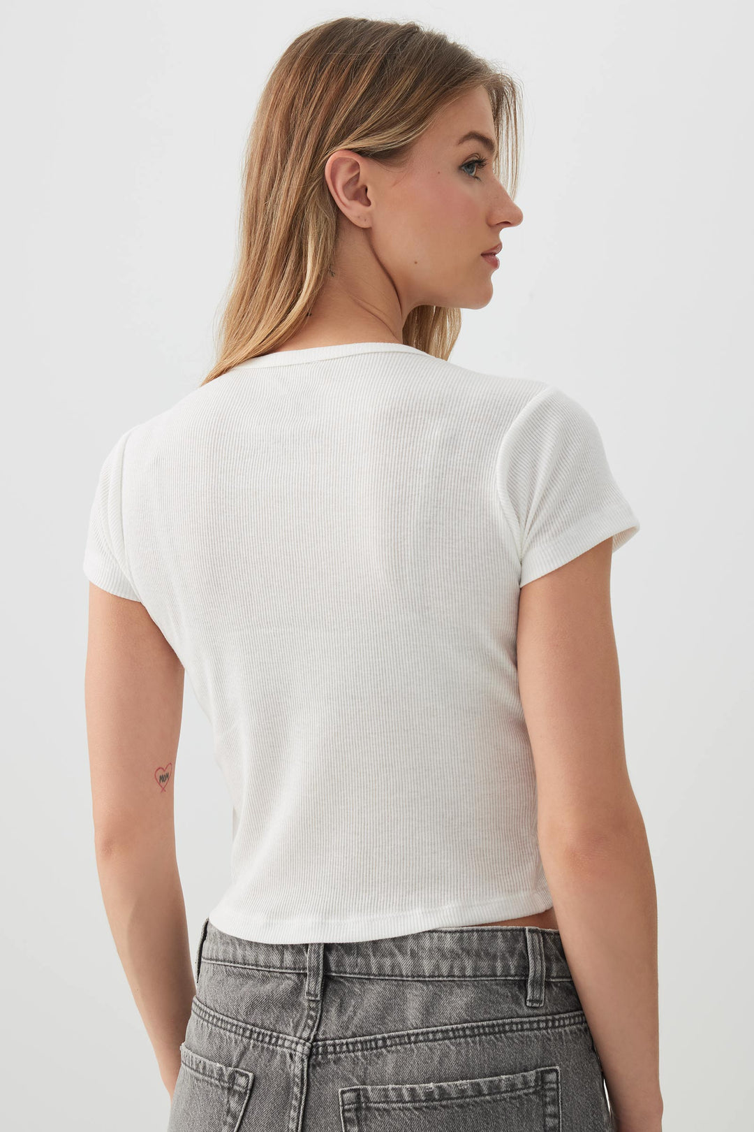 T-shirt court et ajusté Madame