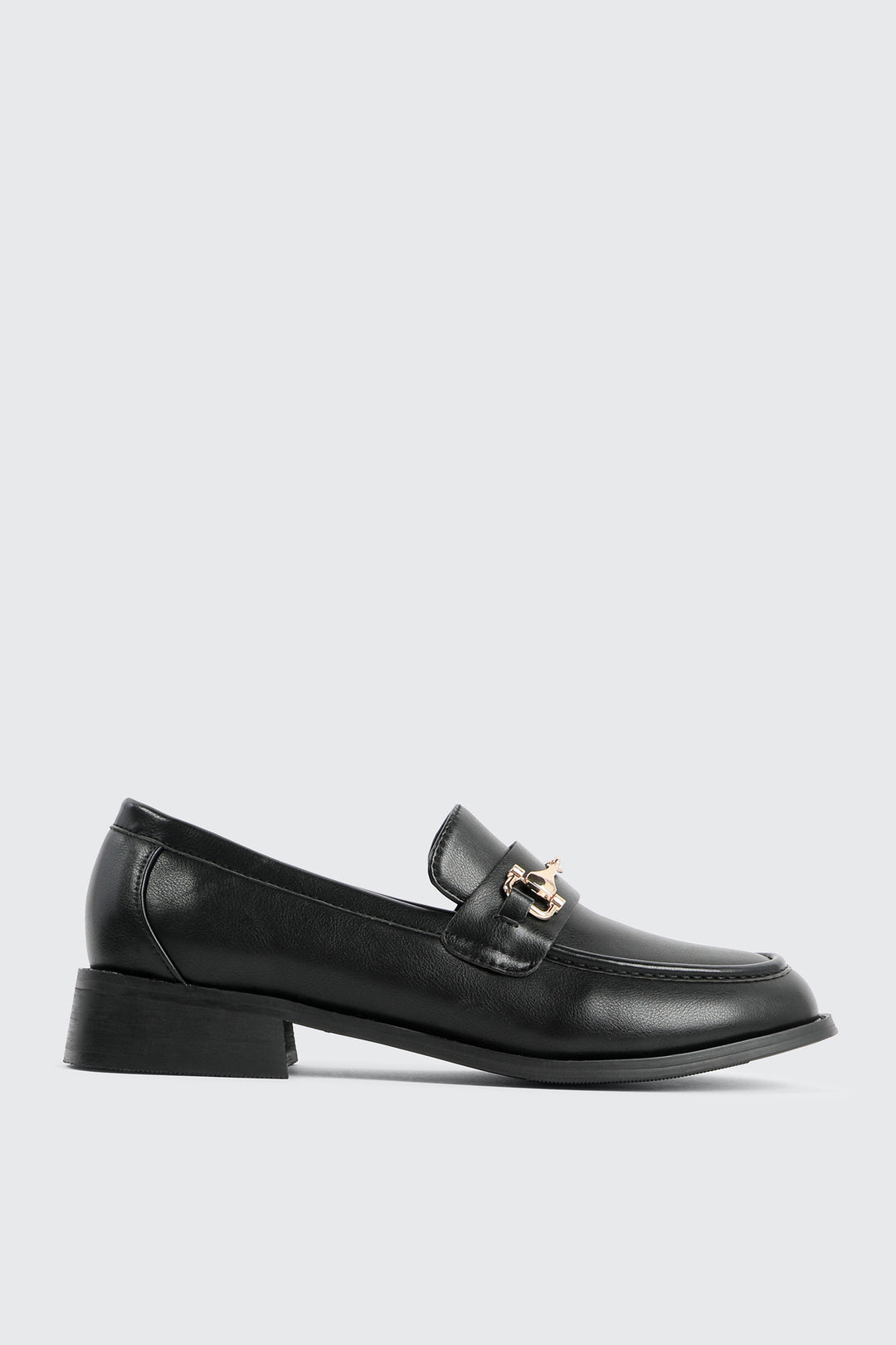 Loafers with Metal Ornament