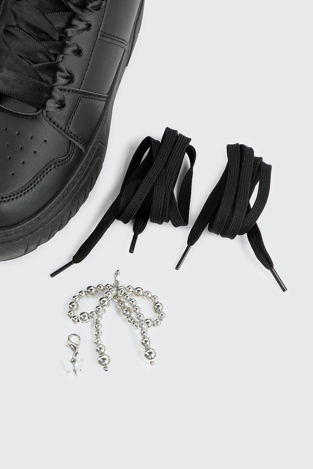 Basketball Sneakers with Removable Charms