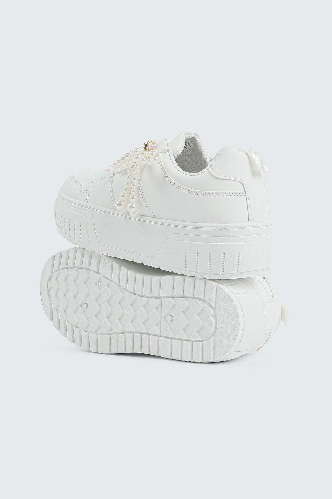 Espadrilles basketball à breloques amovibles