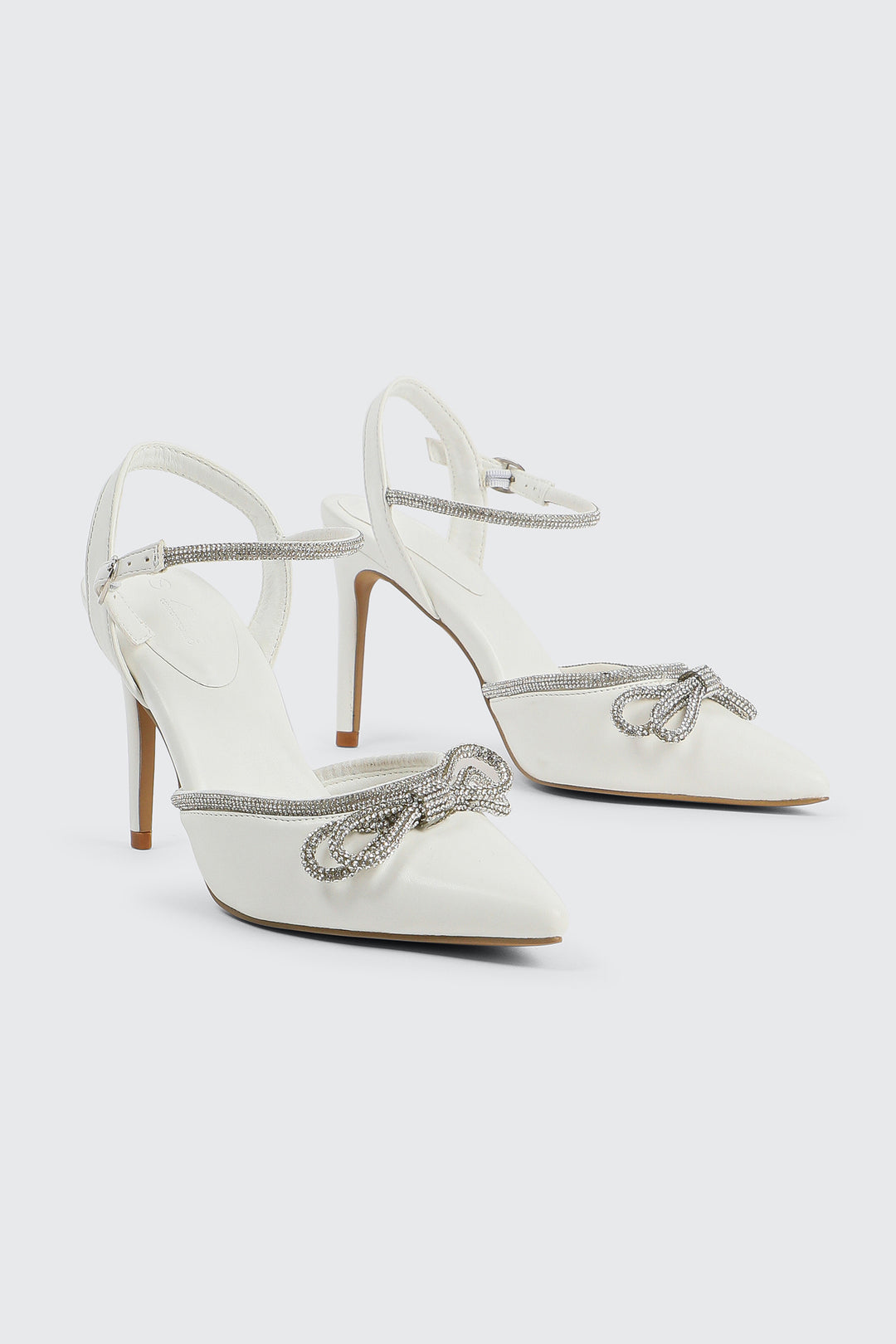 Escarpins à boucle en pierre du Rhin