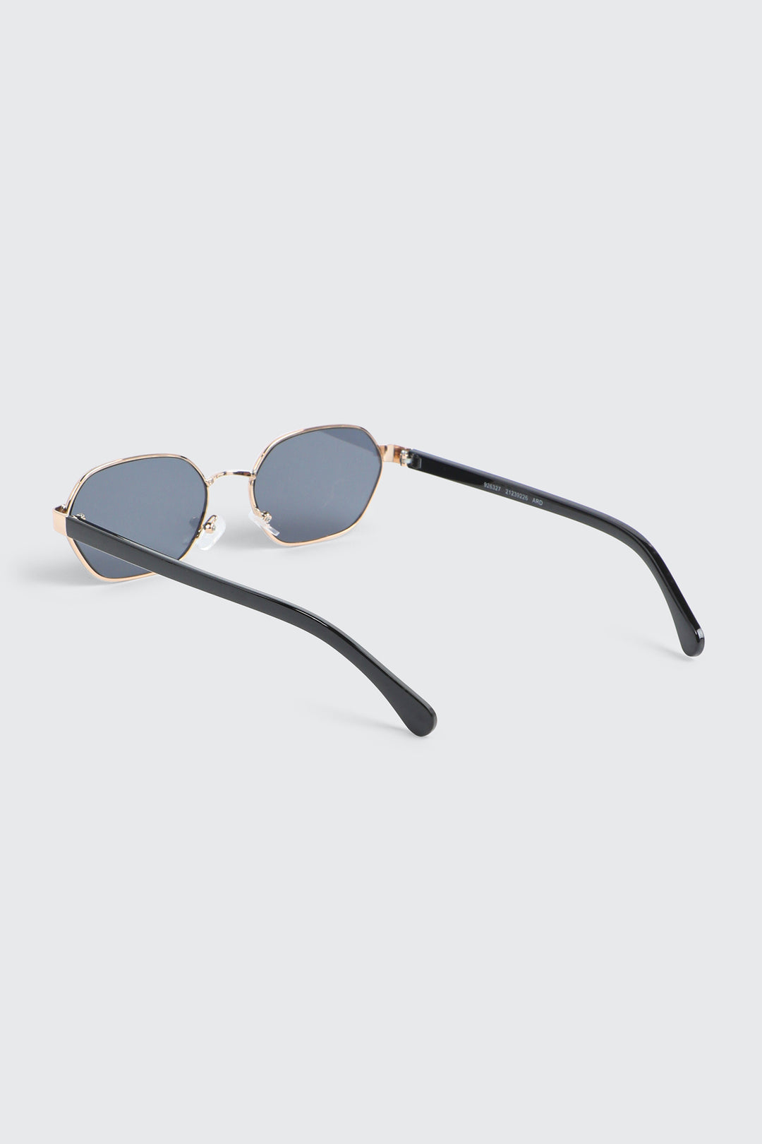 Lunettes de soleil métalliques géométriques fines