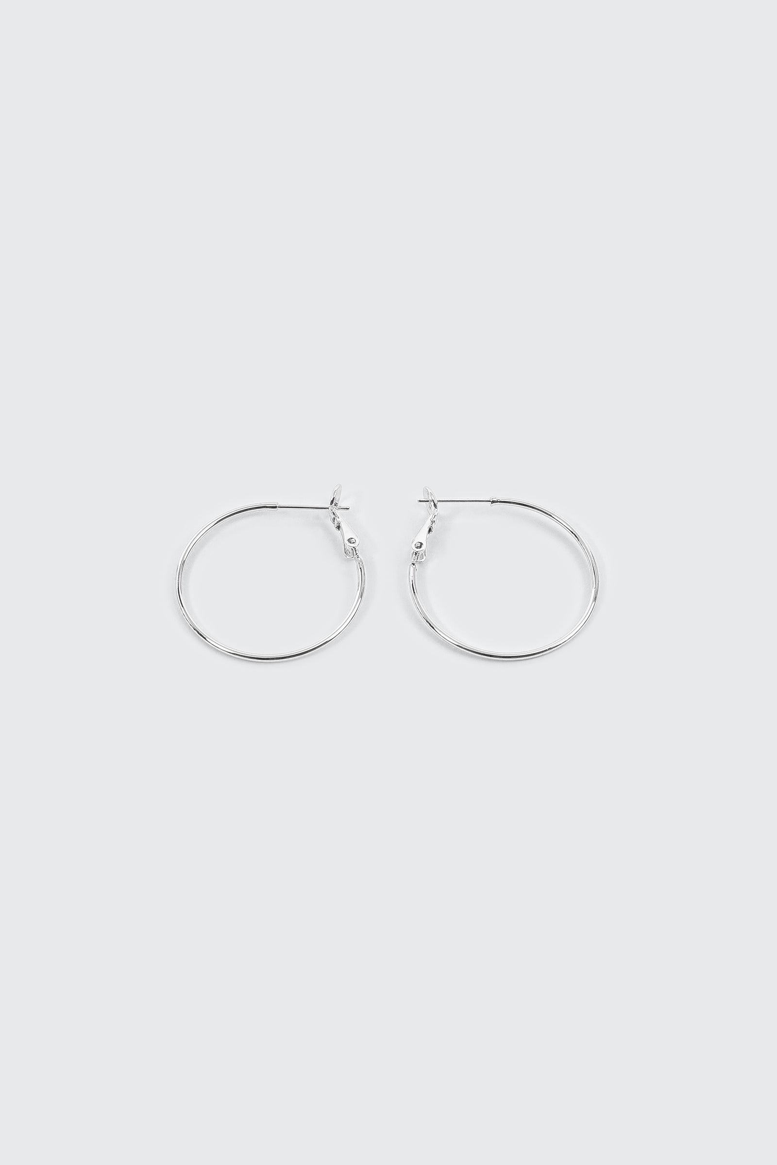 14K White Gold Plated Hoop Earrings – Ardene