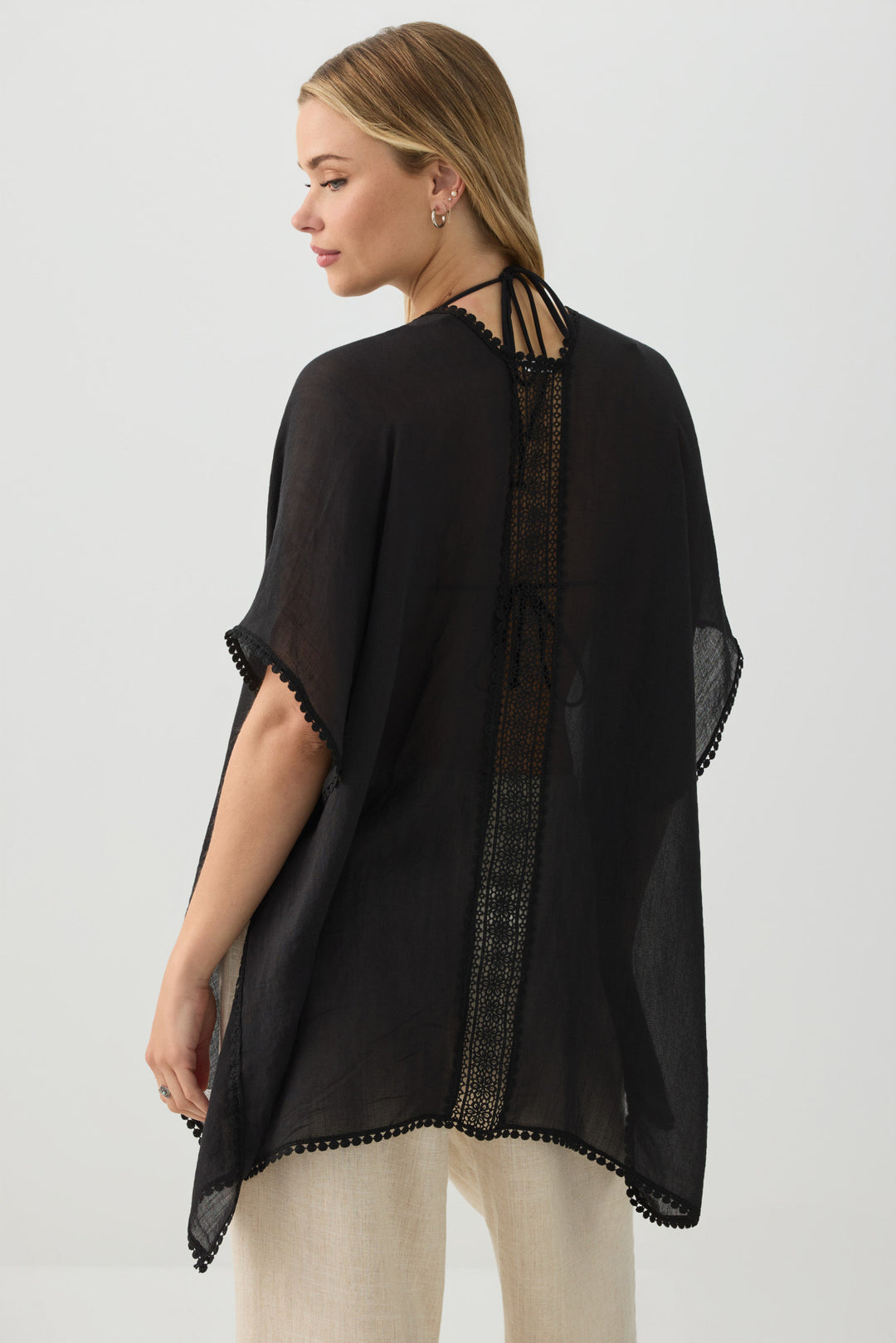 Cache-maillot à bordure au crochet