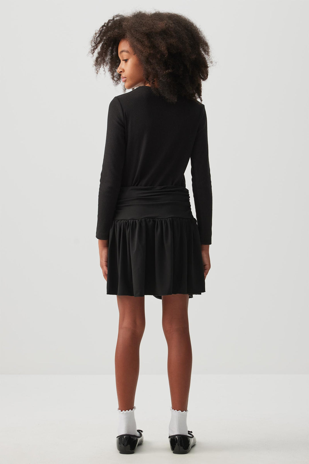 Jupe courte à taille froncée