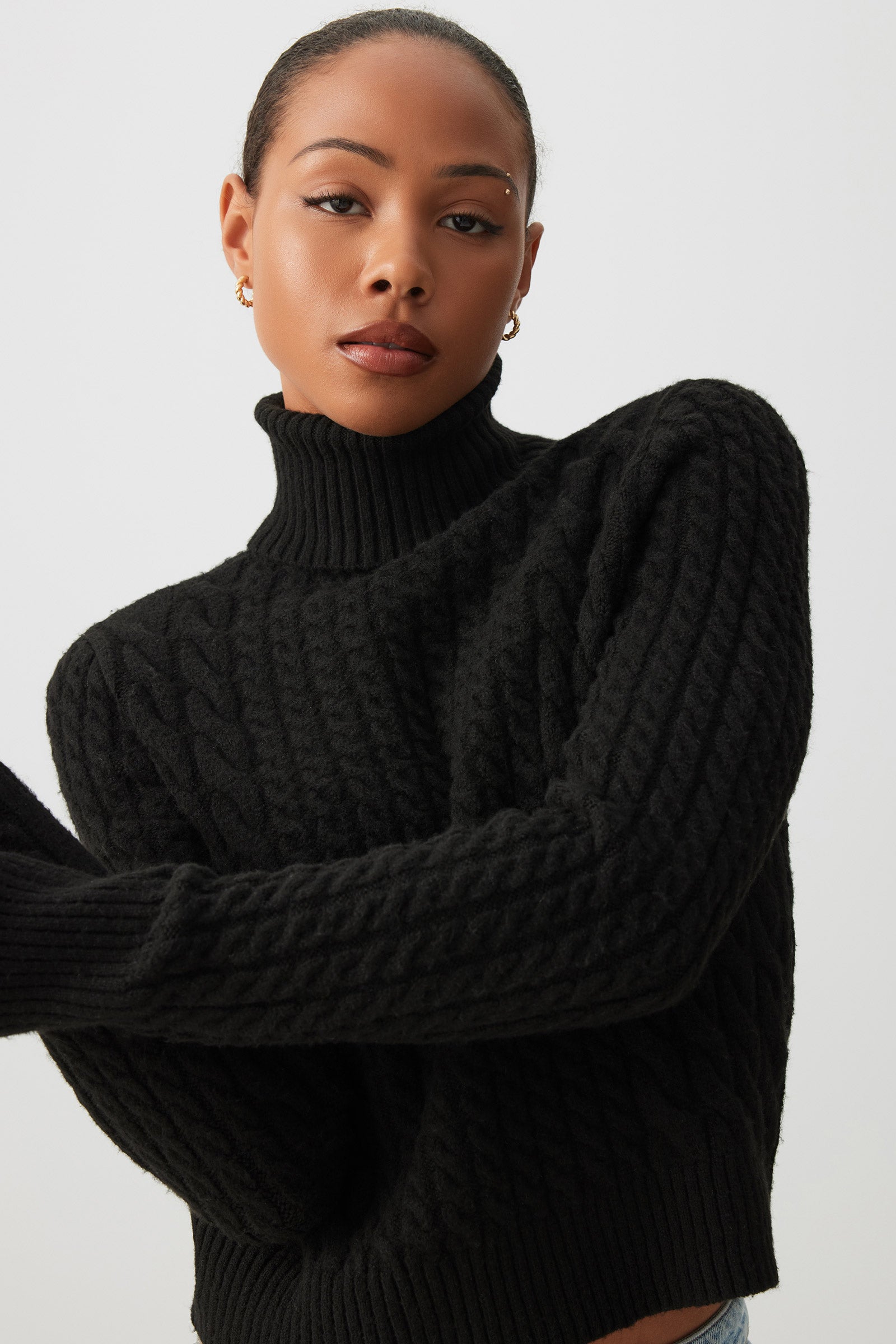 Cable Knit Crop Turtleneck Sweater – Ardene