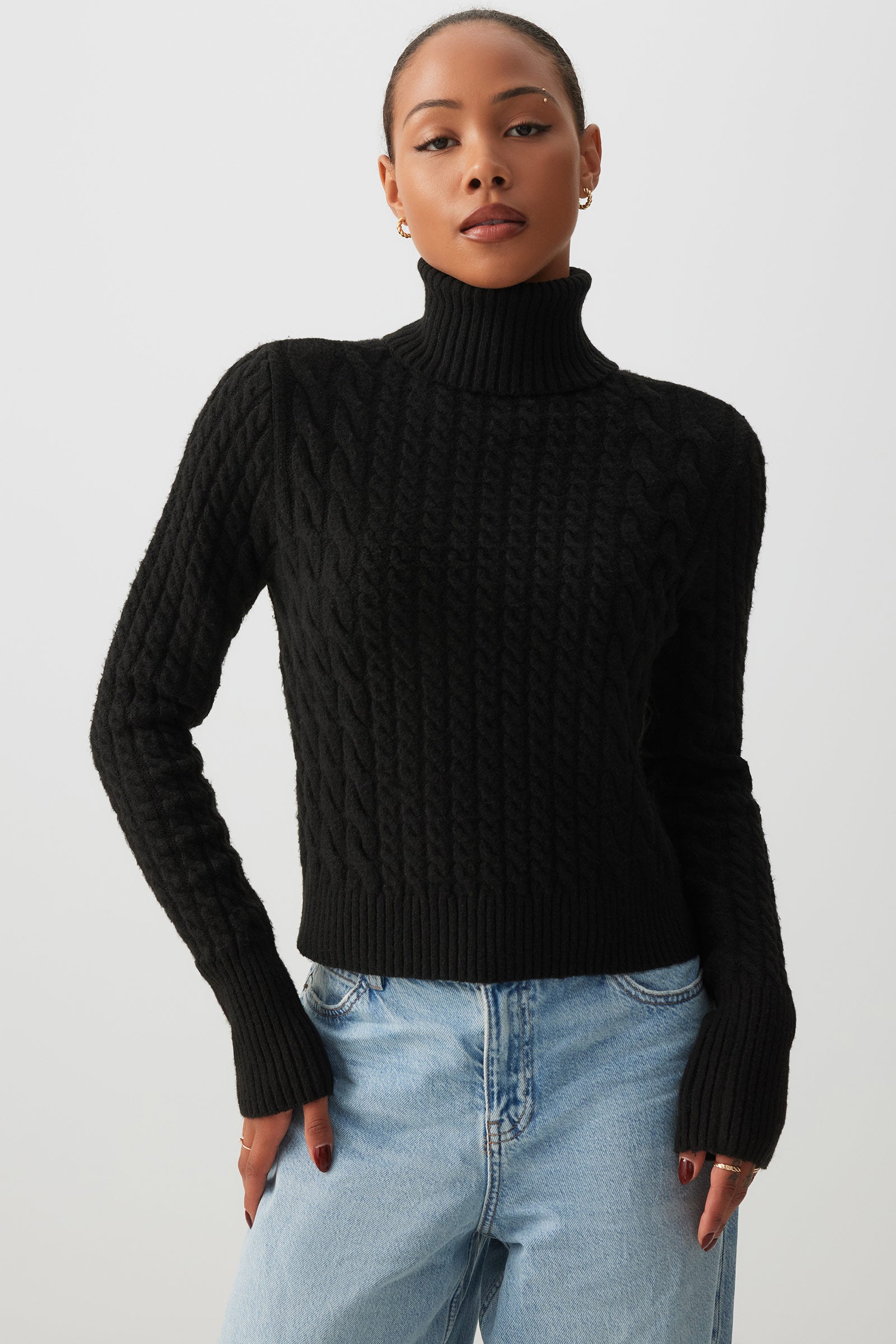 Cable Knit Crop Turtleneck Sweater – Ardene