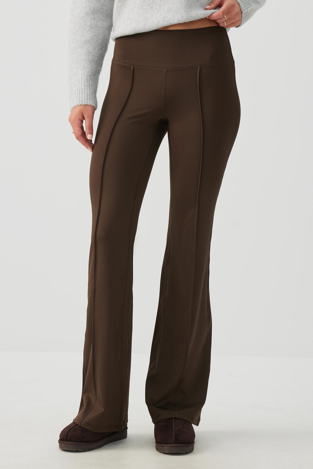 Pintuck Flare Leggings