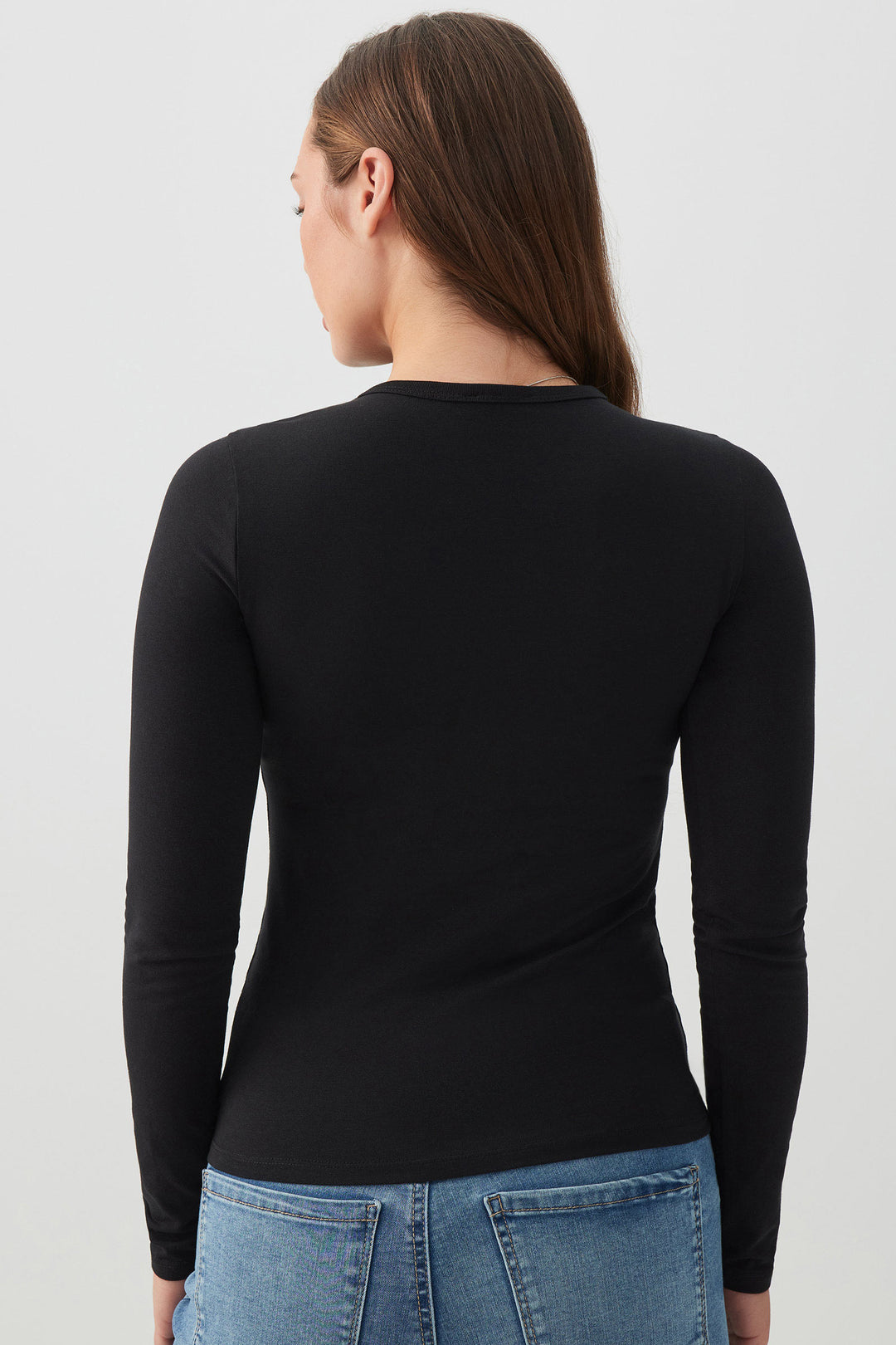 T-shirt ajusté à manches longues Basic