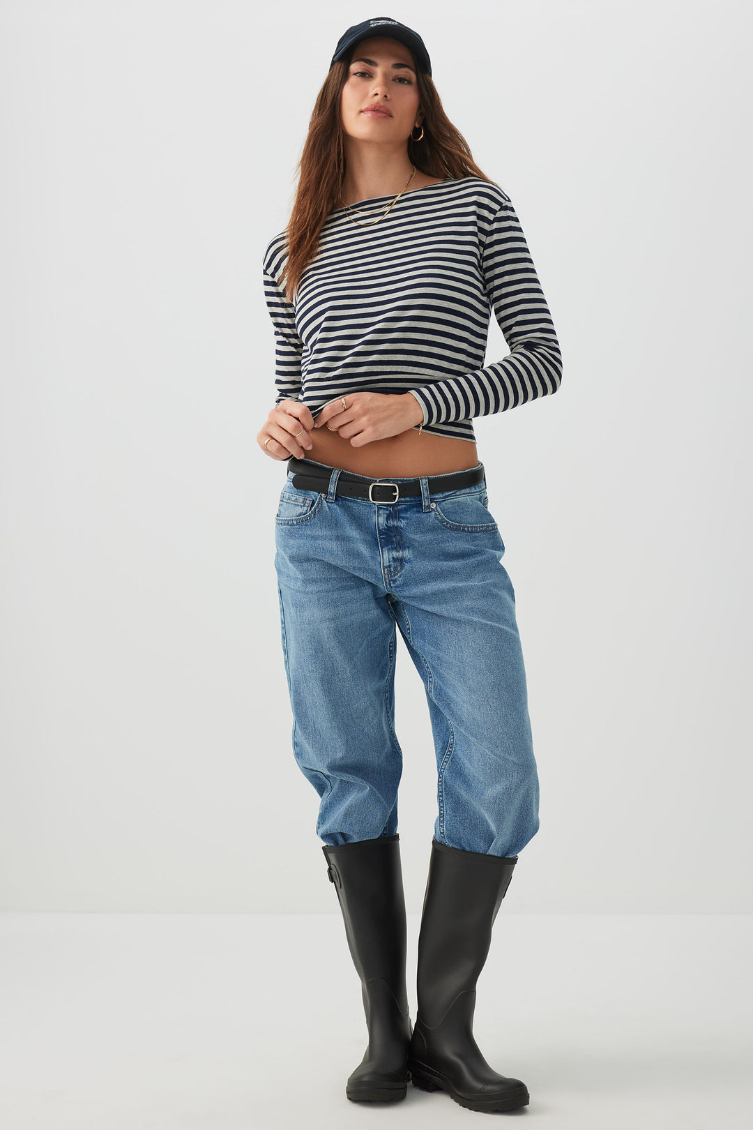 Banded Hem Long Sleeve Top