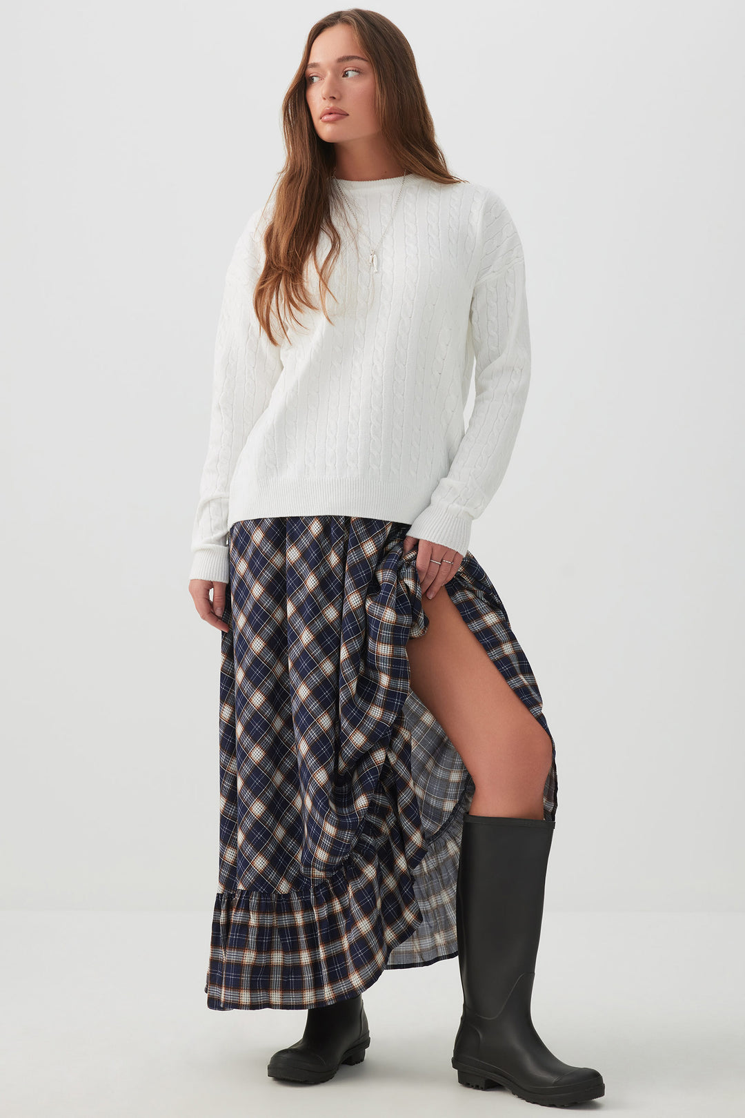 Chandail long à col col en tricot torsadé