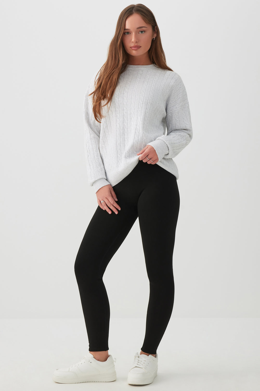 Chandail long à col col en tricot torsadé