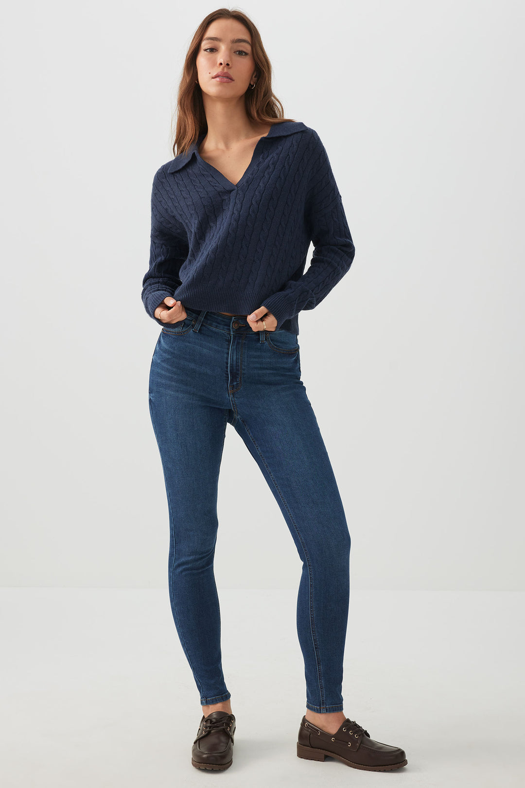 Short Johnny Collar Sweater