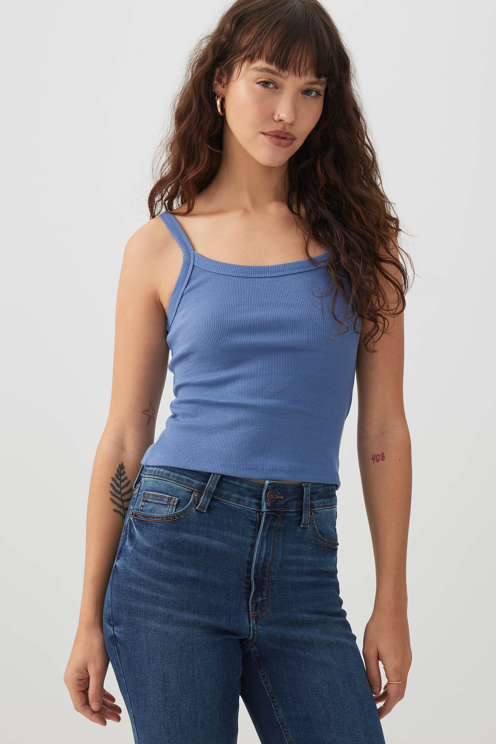 Basic Scoop Neck Short Tank – Ardene