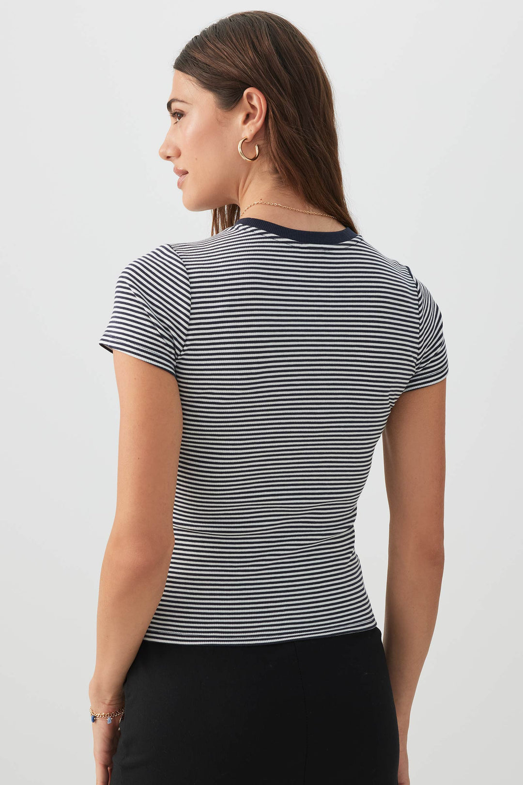 T-shirt court à col rond côtelé