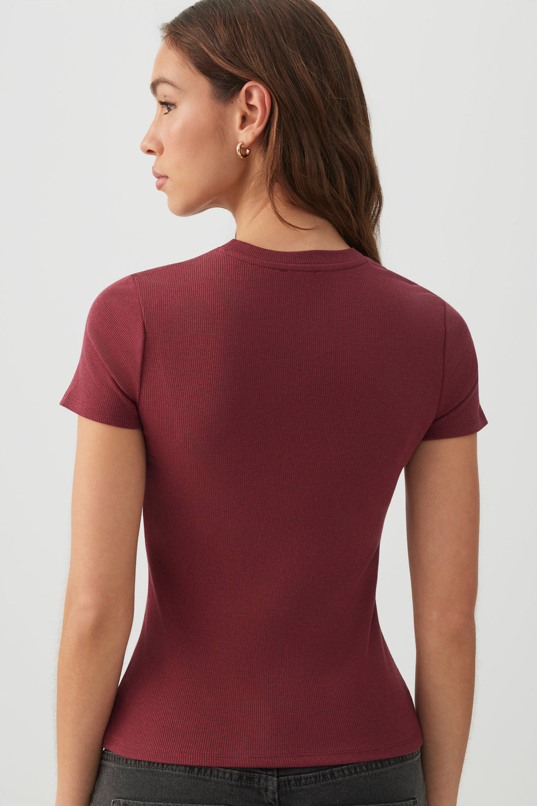 T-shirt court à col rond côtelé