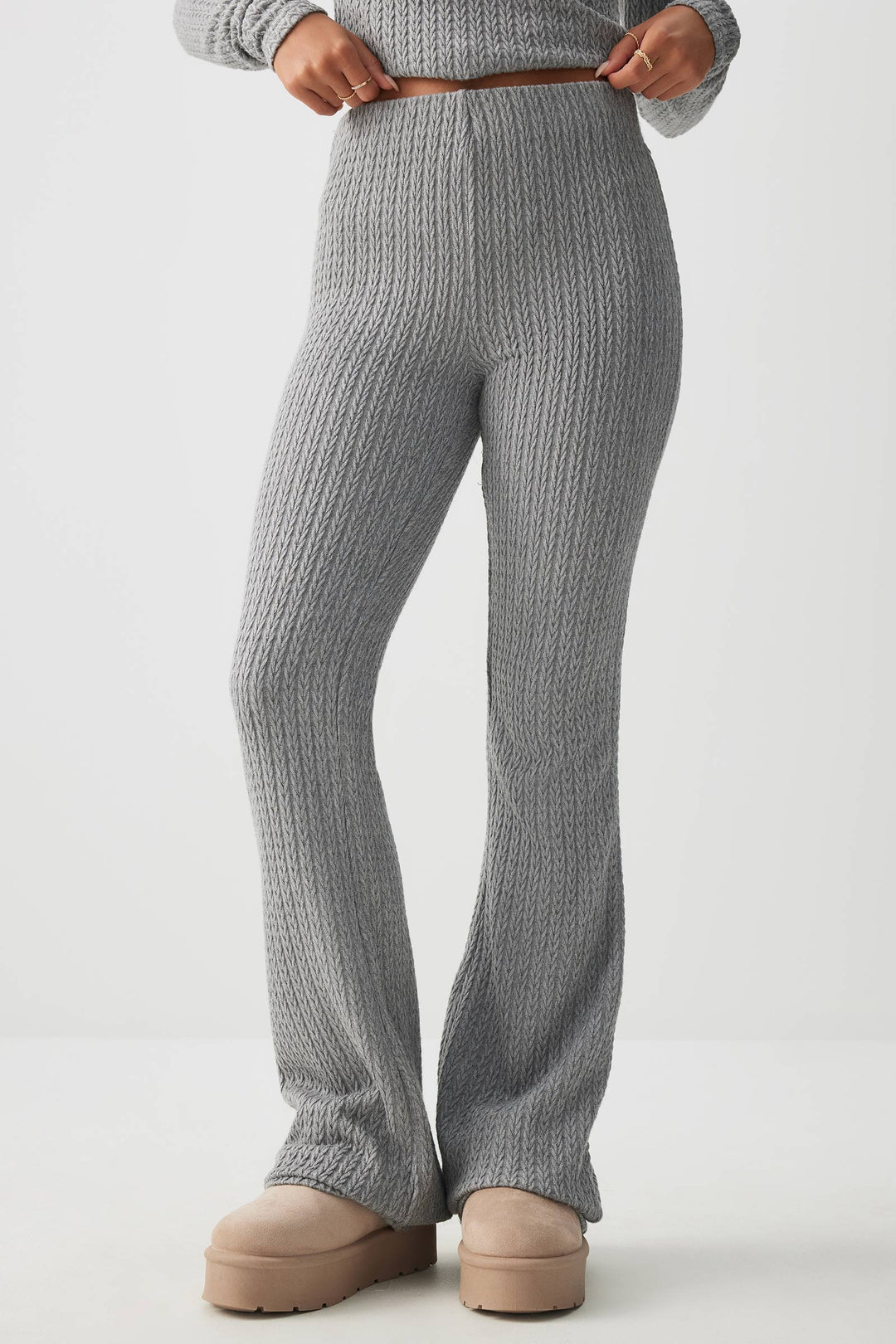 Pantalon évasé en tricot torsadé