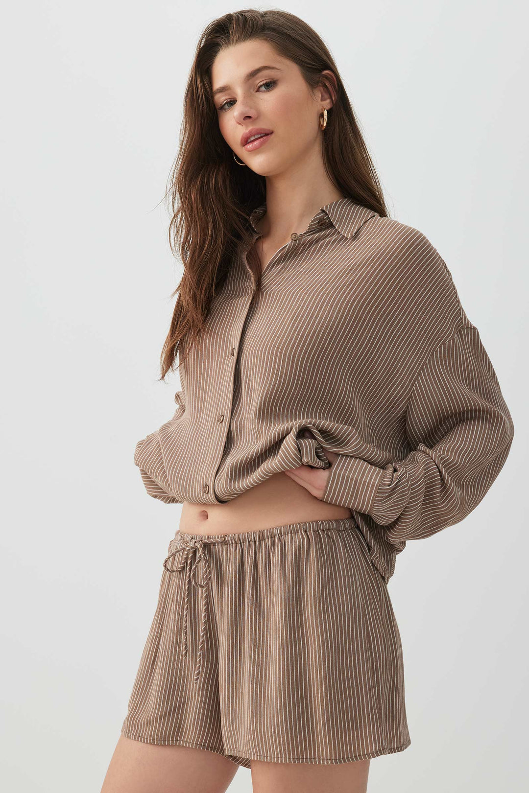 Crinkled Mid Rise Midi Shorts