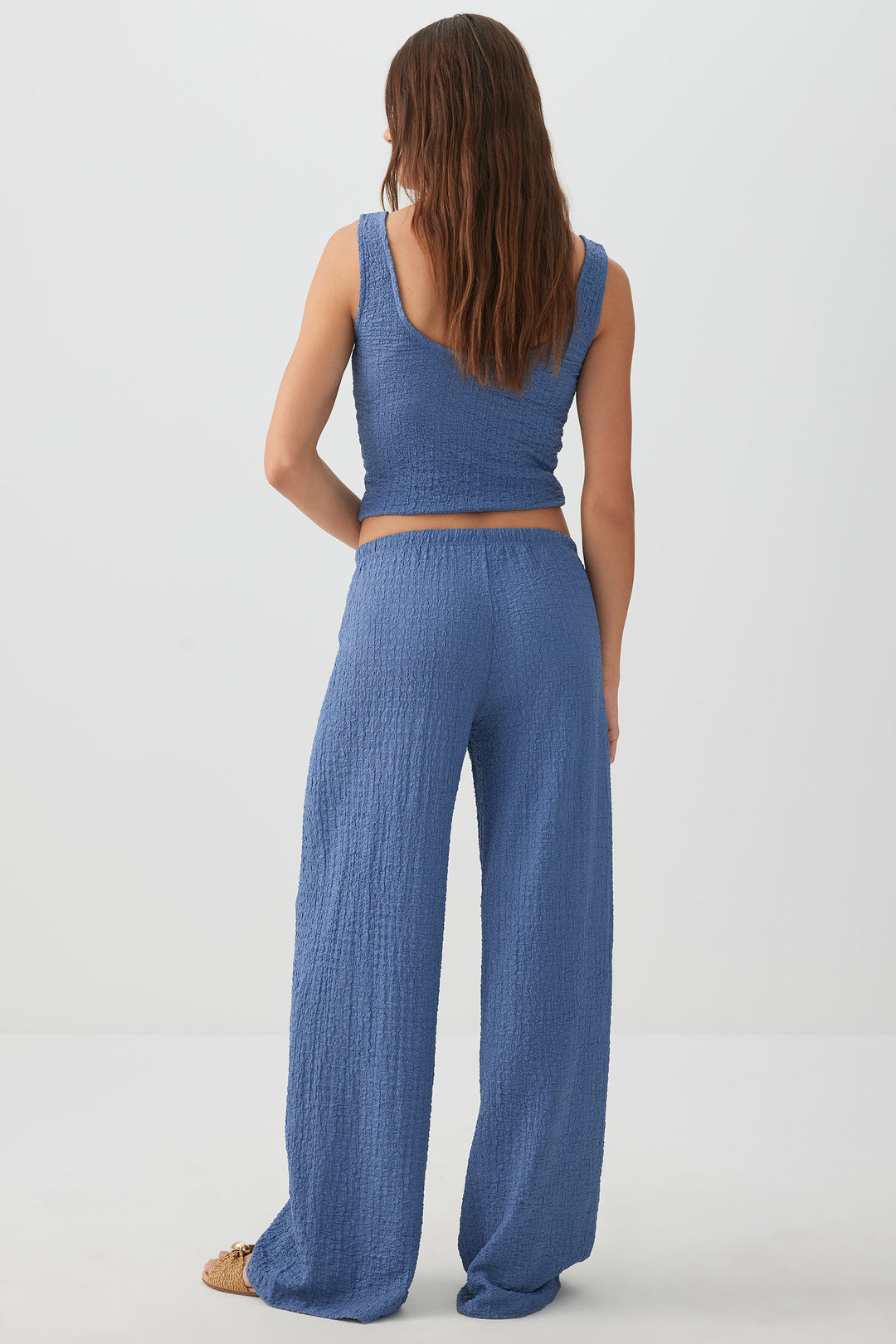 Pantalon fluide en tissu texturé