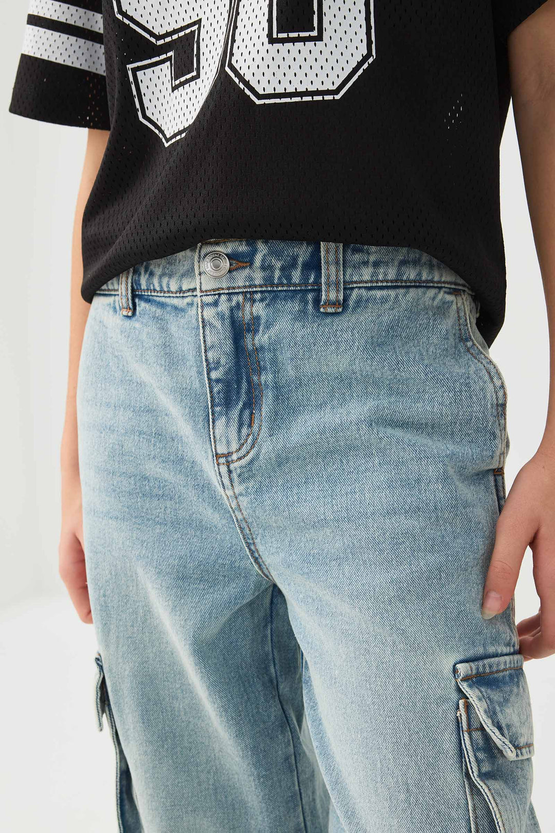 Wide Leg Cargo Jeans