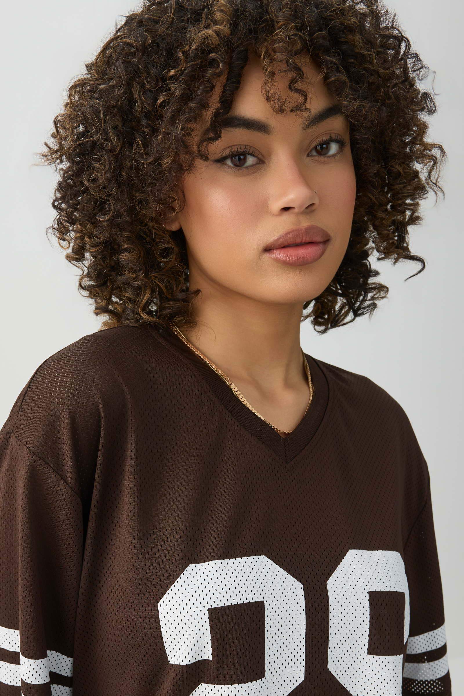 Mesh Football T-Shirt – Ardene