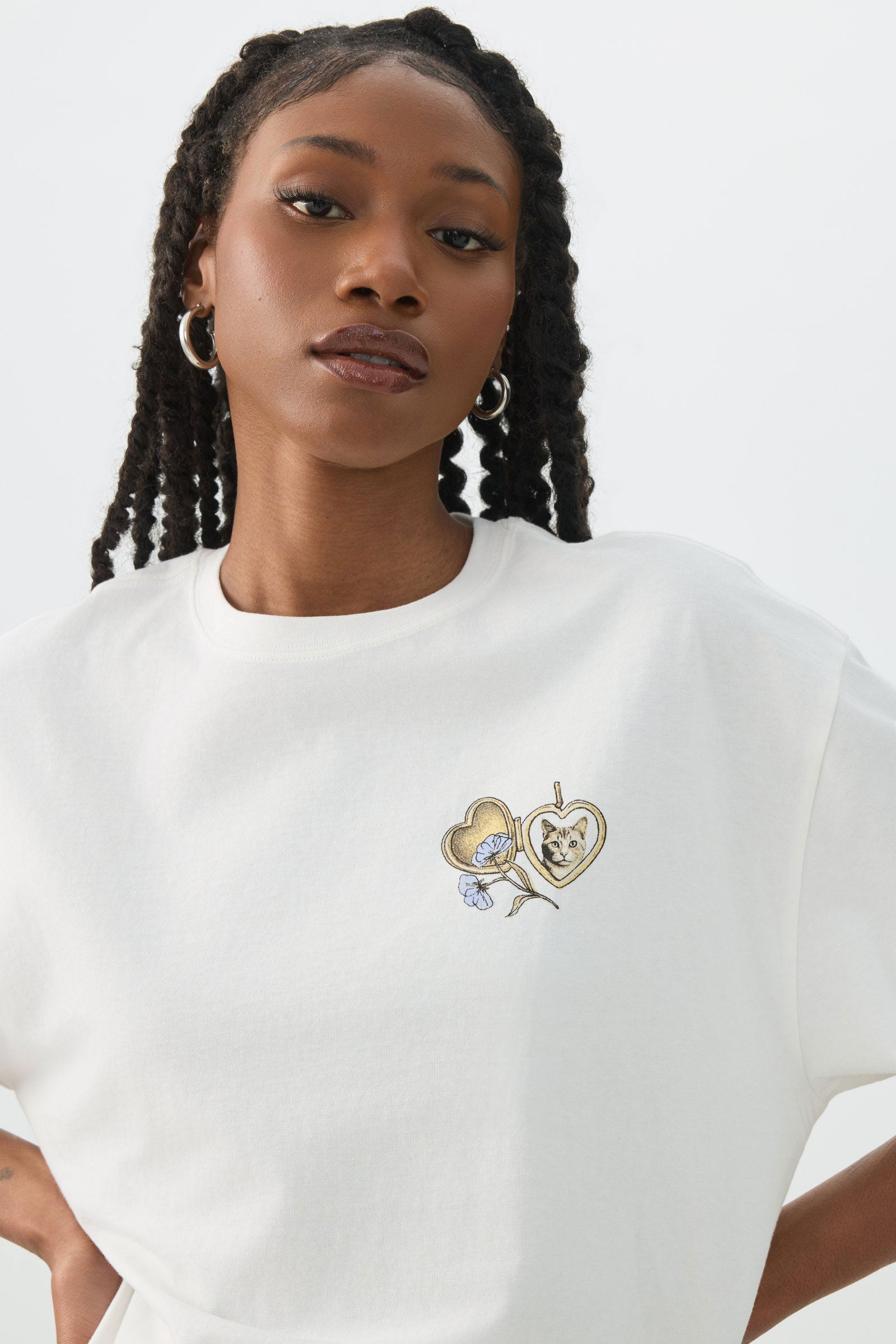 Oversized Graphic T-Shirt – Ardene