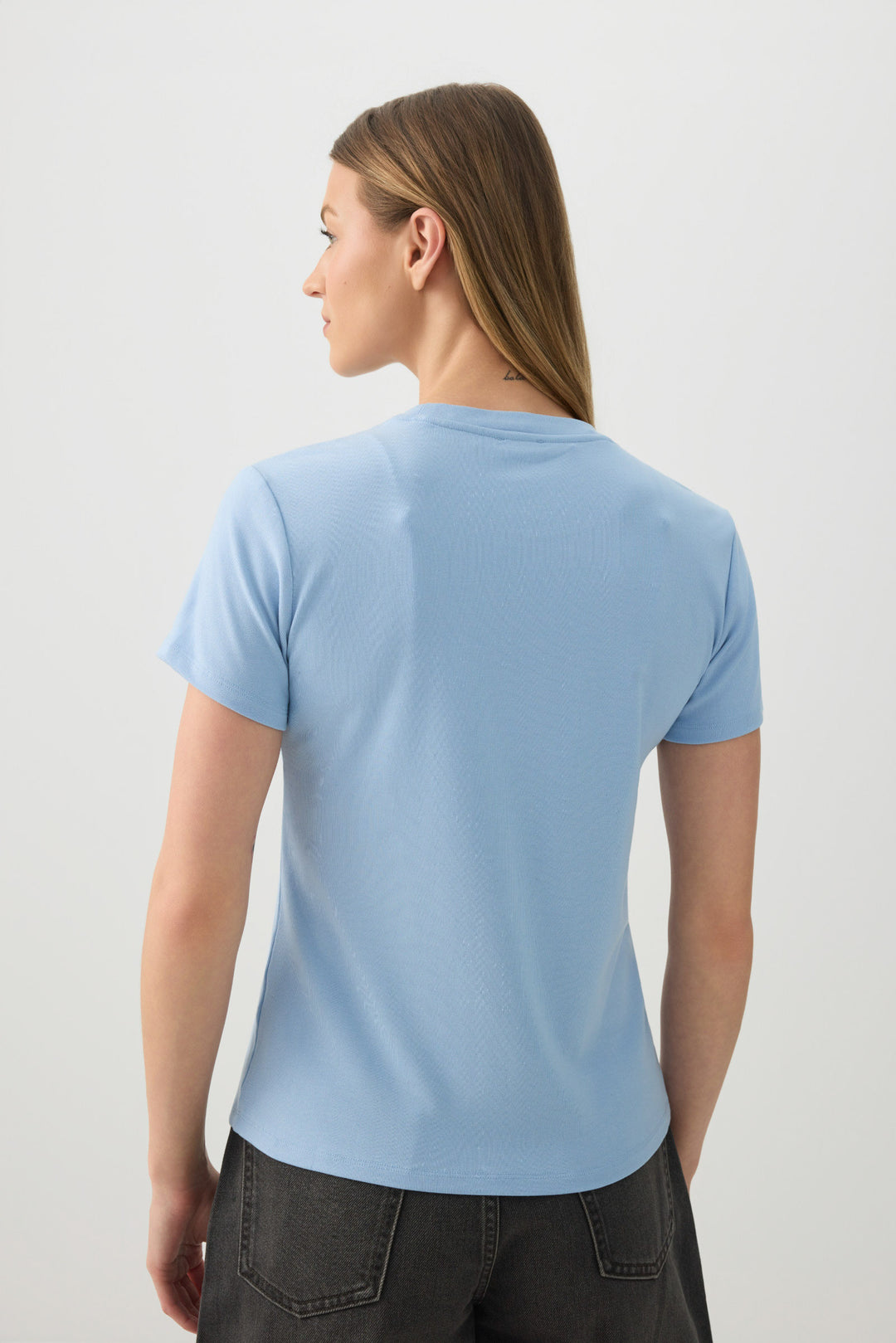 Fitted Graphic T-Shirt
