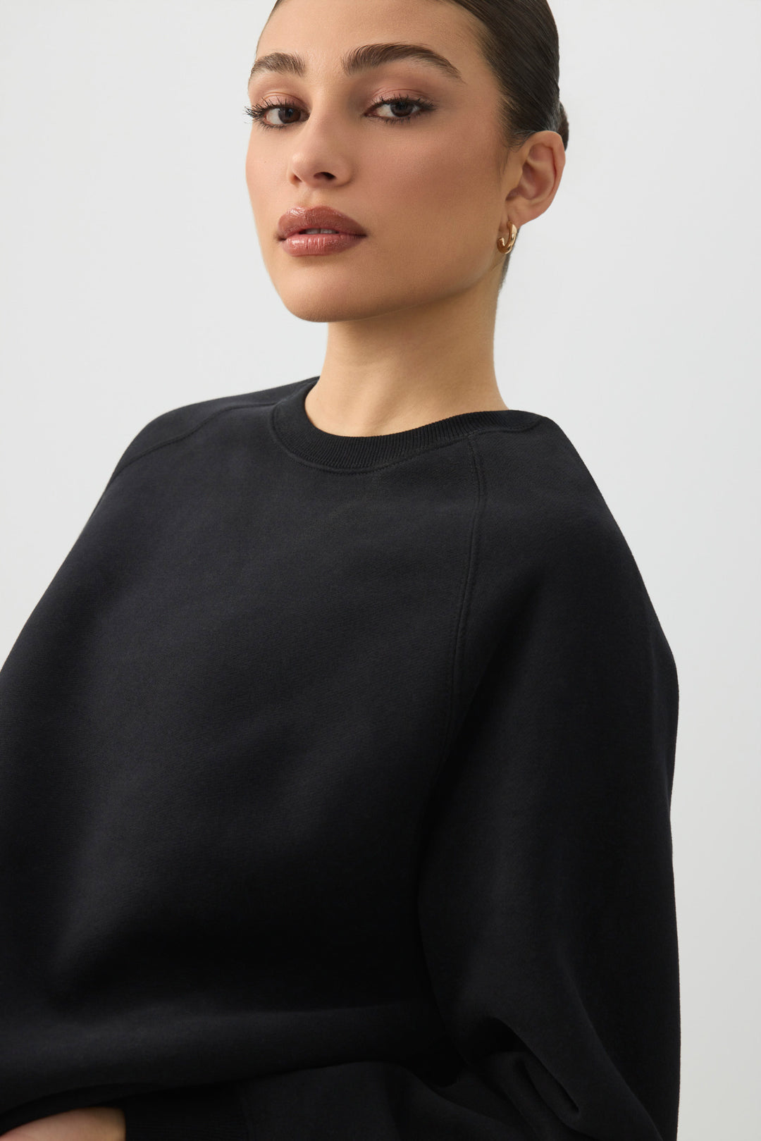 MADESOFT™ Fleece Raglan Crew Neck Sweatshirt